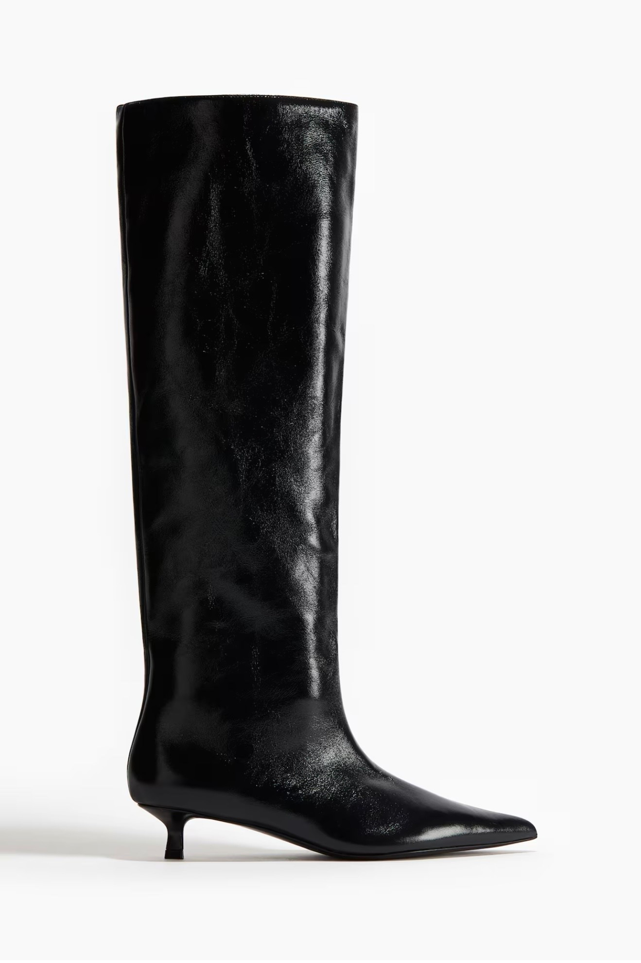 Boots in soft leather. Pointed toes, slouchy legs, and kitten heels. Jersey lining and leather insoles.

#LTKwinter #LTKshoes #LTKcanada