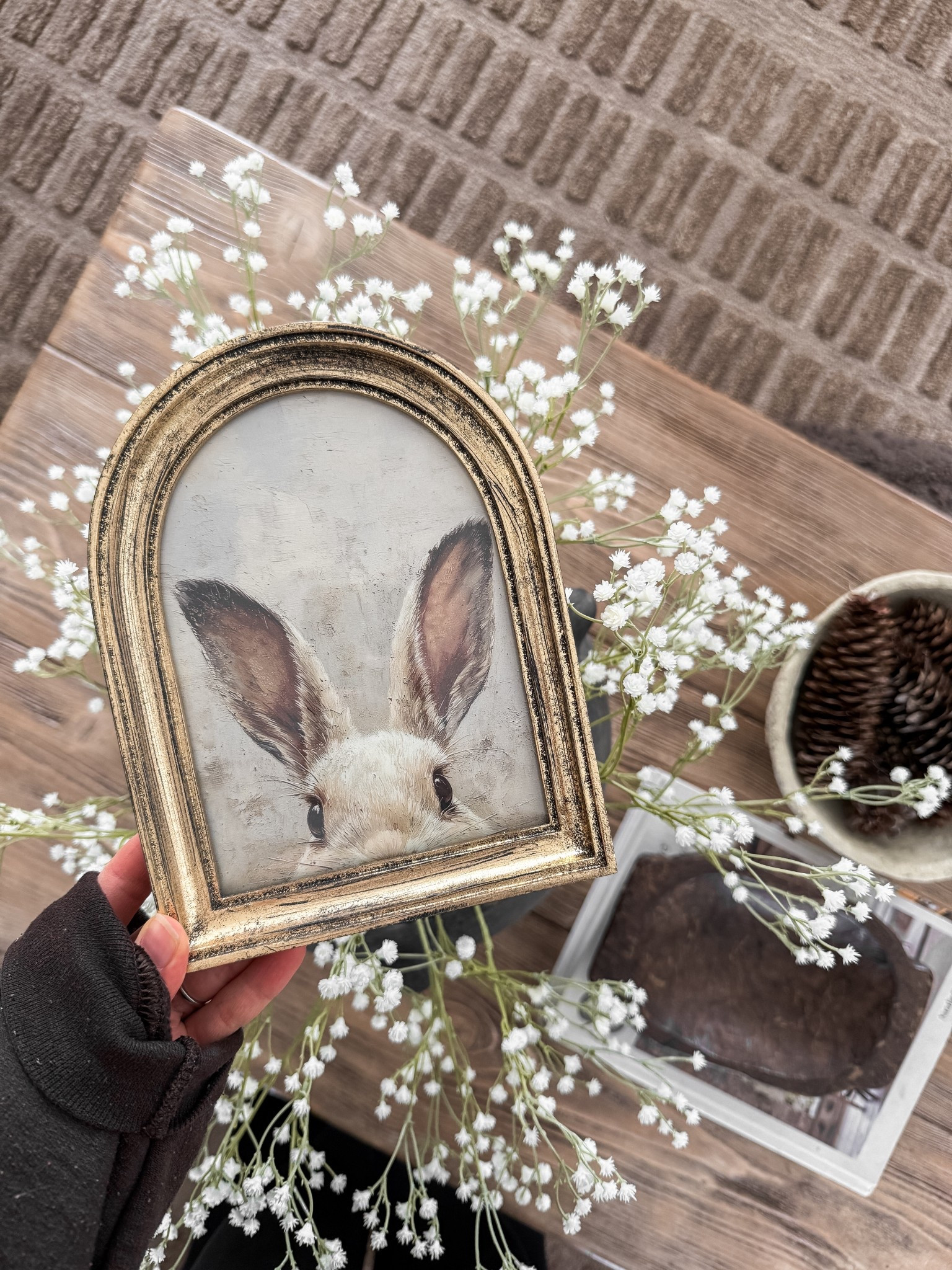 Winter at Christmas = yes.
Winter after Christmas = no thank you ❄️😅
Leaning into soft spring touches early with this bunny arched frame art and faux baby’s breath. Consider this my attempt at manifesting warmer days 

#LTKstyletip #LTKhome #LTKsale