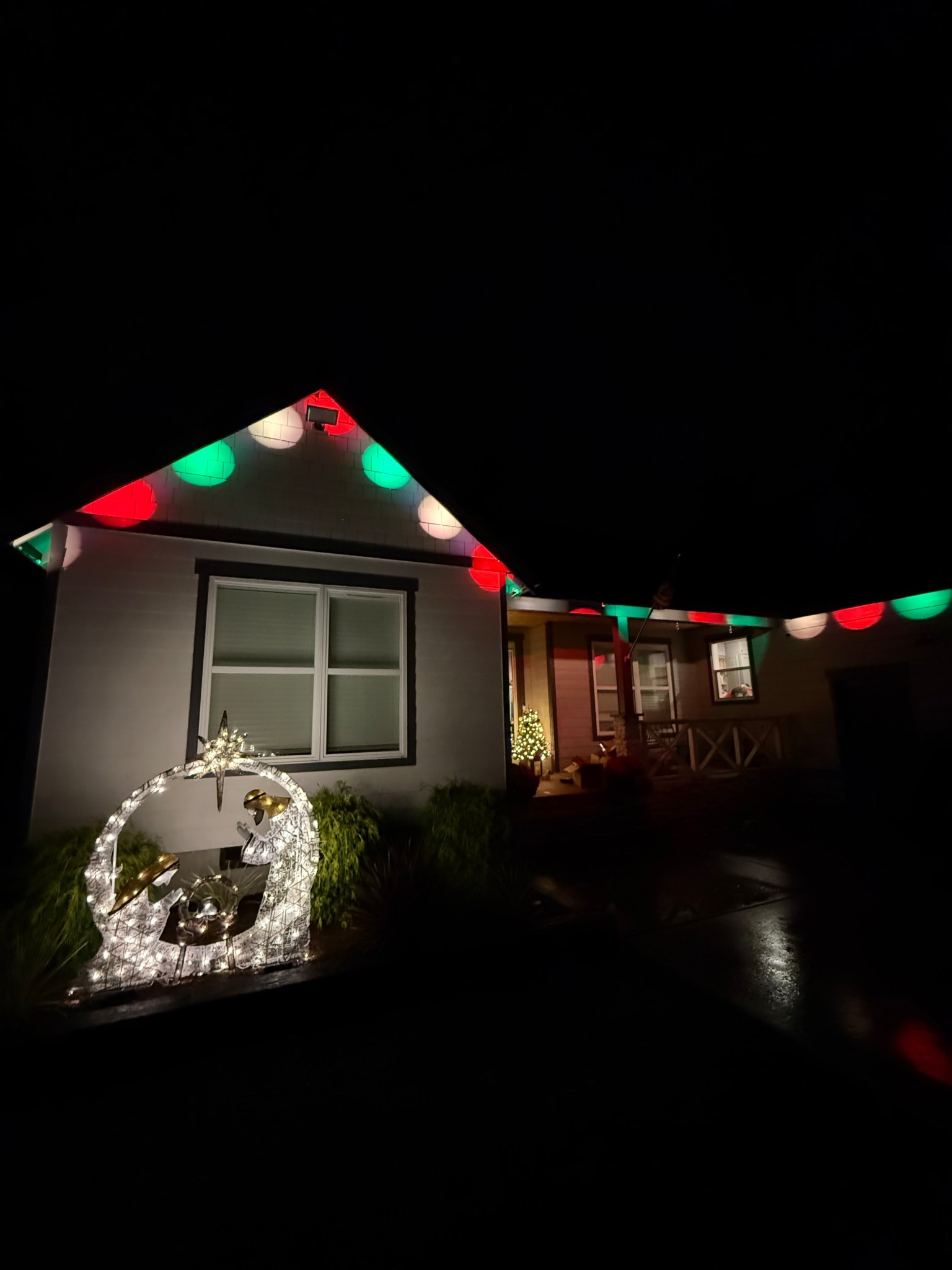 Our Christmas lights! 🫶🏼

#LTKSeasonal #LTKHoliday