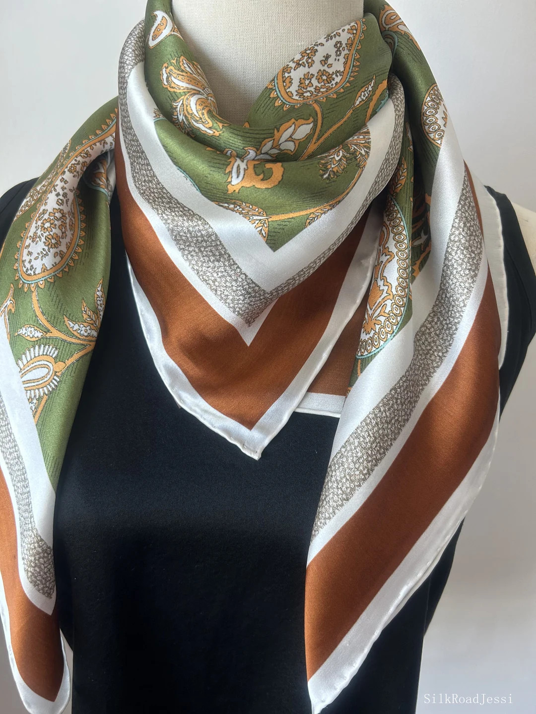 100% Natural Mulberry Silk 35 X 35 Square Silk Scarf Paisley Green Silk Neck Scarf Head Scarf Sil... | Etsy (US)