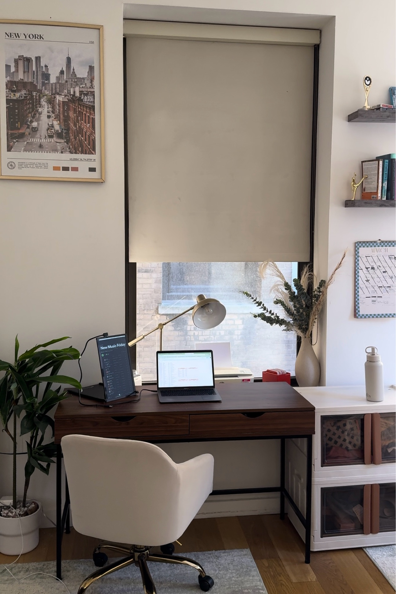 at home desk set up | studio apartment work from home set up | small apartment desk set up



#LTKhome