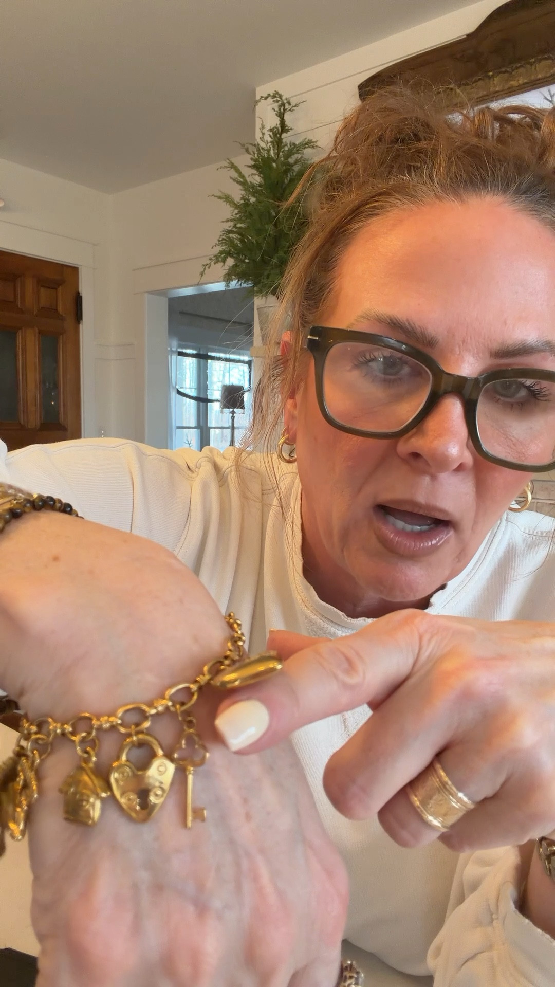 Build your own charm bracelet for Valentine’s Day. Mine is vintage themed and I got it from @etsy.  This particular seller has a HUGE selection of chains and charms both  

#ad #Etsy #EtsyCreatorCo

#LTKValentine