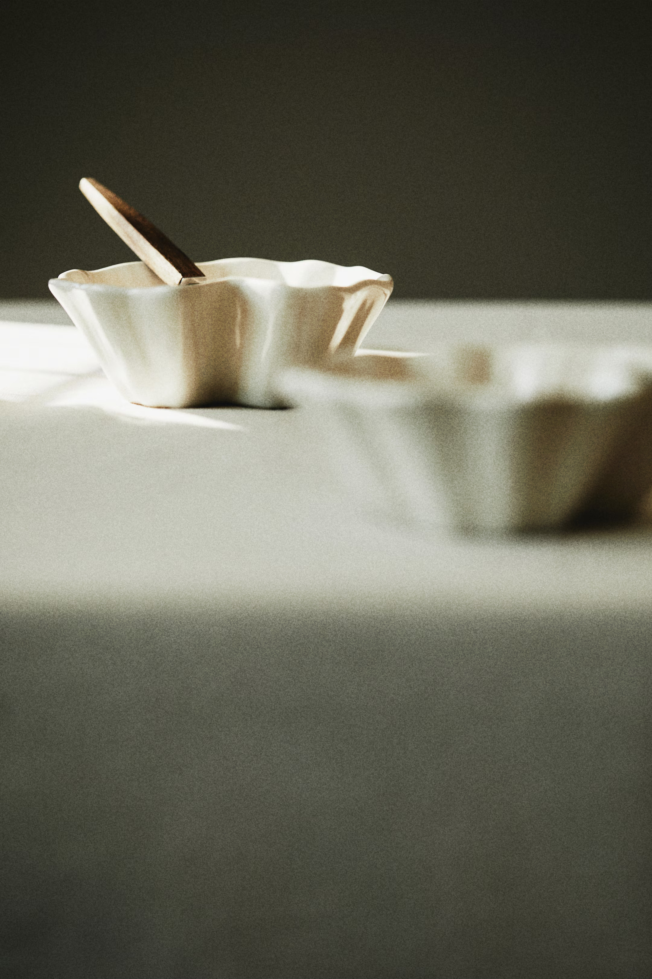 Small Stoneware Bowl - Light beige - Home All | H&M US | H&M (US + CA)