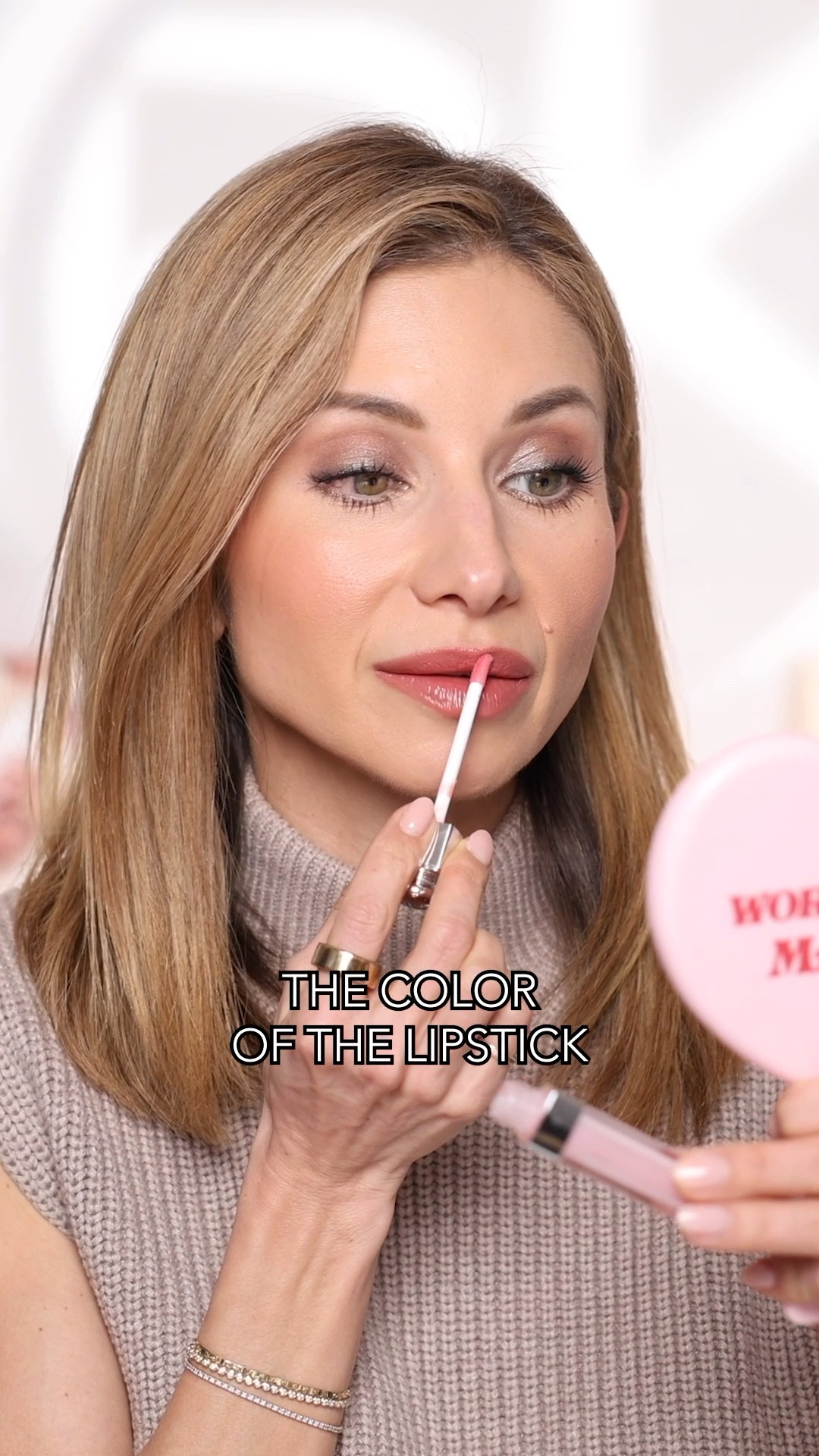 This combo has been on repeat for weeks! 

@Tarte Maracuja Juicy Lip Liner (Soft Pink)
@Chantecaille Sea Turtle Lip Chic (Rosea)
@Dior Lip Addict Lip Maximizer Gloss

#LTKVideo #LTKover40 #LTKbeauty