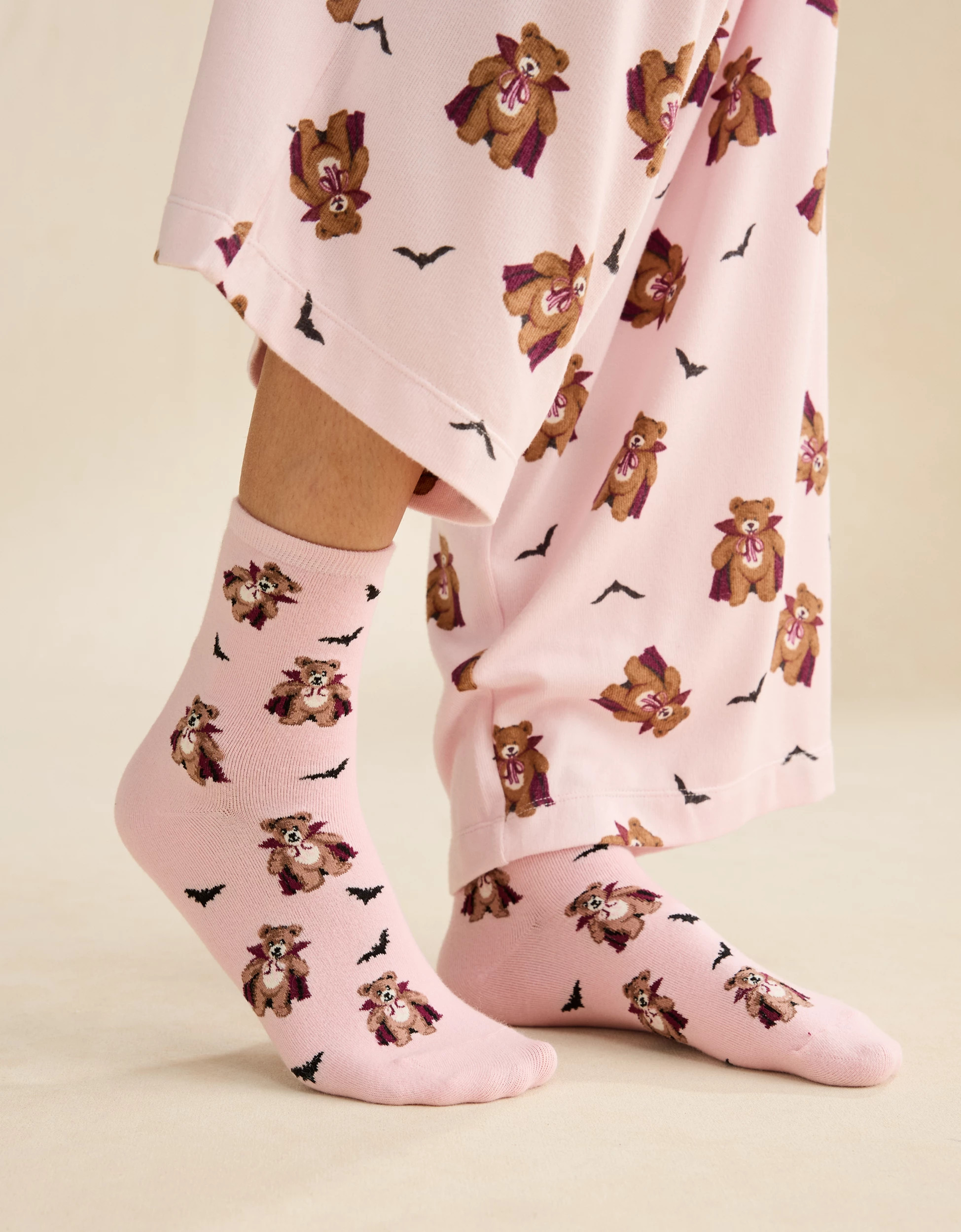 AE Graphic Cropped Crew Socks 2-Pack | American Eagle Outfitters (US & CA)