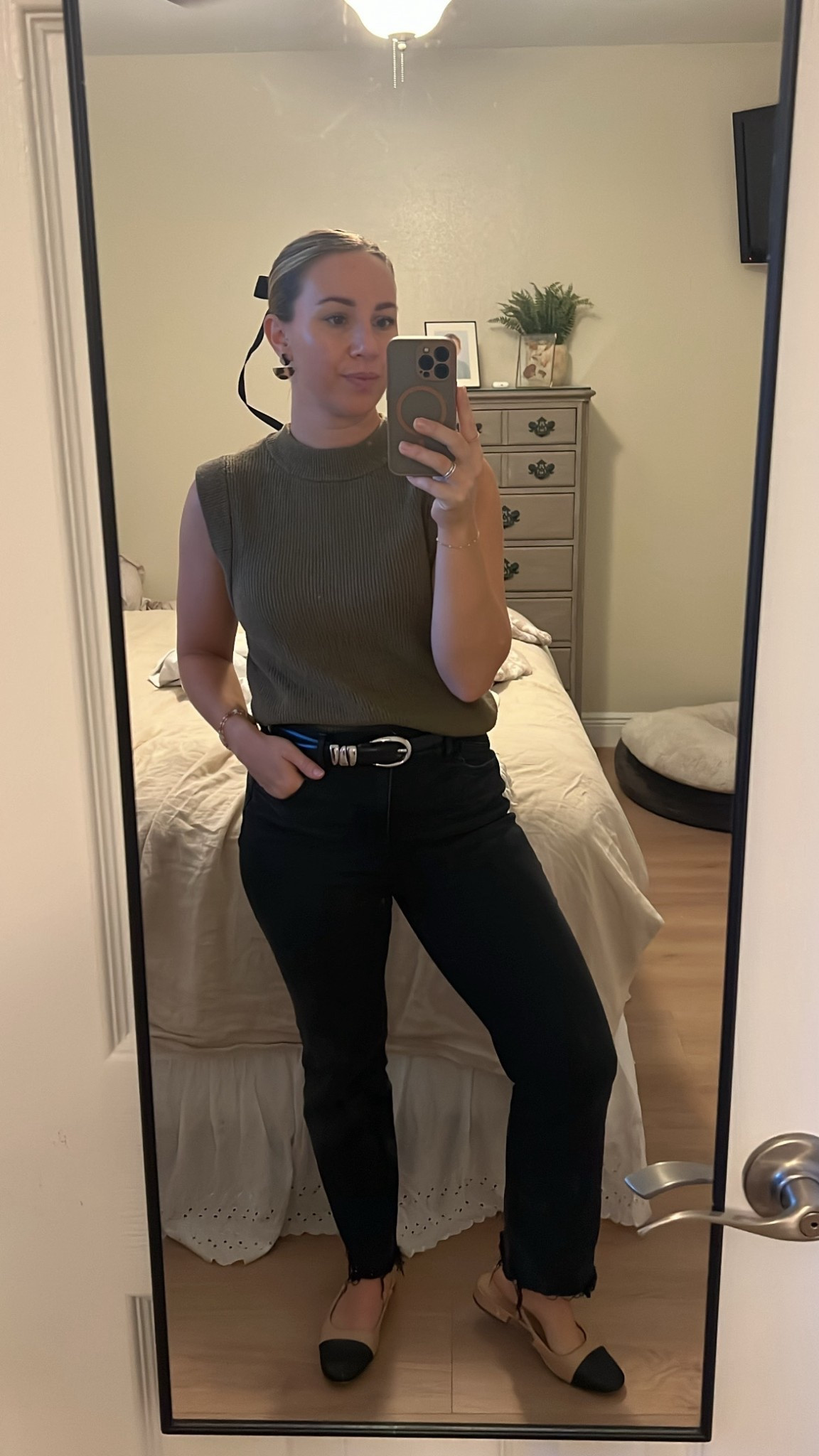 Easy teacher outfit idea. Using basic pieces that I have and then adding a few accessories to spice it up. 

#LTKSeasonal #LTKWorkwear #LTKStyleTip