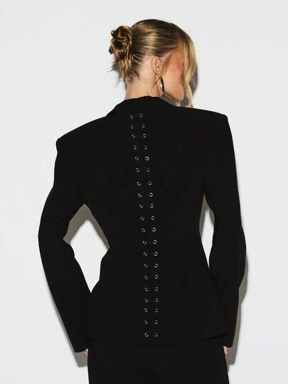 KIZN Blazer strutturato con scollo a V profondo e maniche lunghe, con dettaglio di allacciatura s... | SHEIN