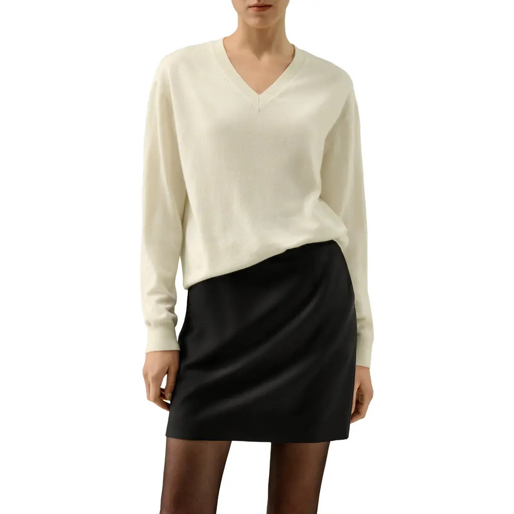 Lilysilk Baby Cashmere V-Neck Sweater in Ivory at Nordstrom, Size X-Small | Nordstrom