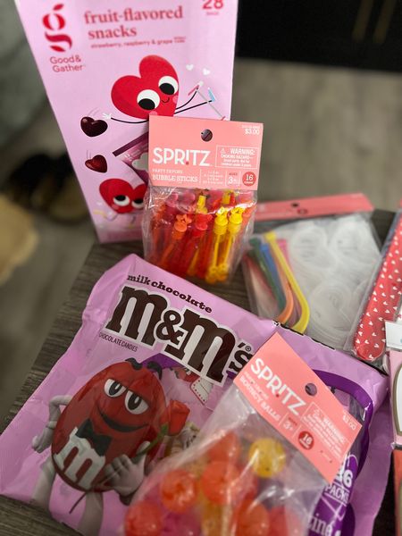 Valentine’s Day treats and toys 



#LTKGiftGuide #LTKSeasonal