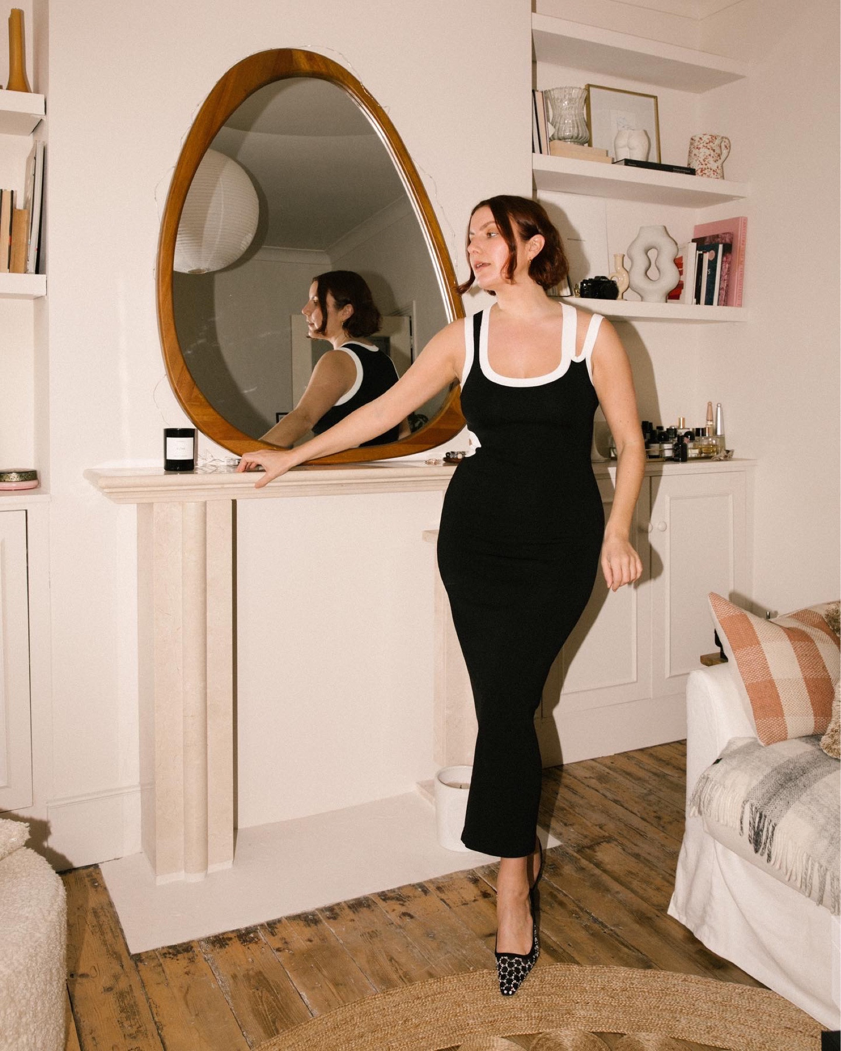 the most flattering cut out black and white dress from Sir - I can see myself wearing this in all seasons! 

#LTKSeasonal #LTKunder100 #LTKHoliday