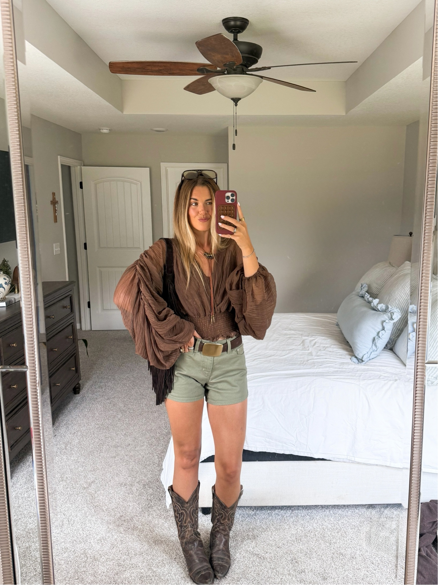 everything linked is exact! added another bag option too, denim shorts are true to size - im in a 26 and the combo boots are comfy :) #western #rodeooutfit

#LTKTall #LTKootd #LTKxMadewell
