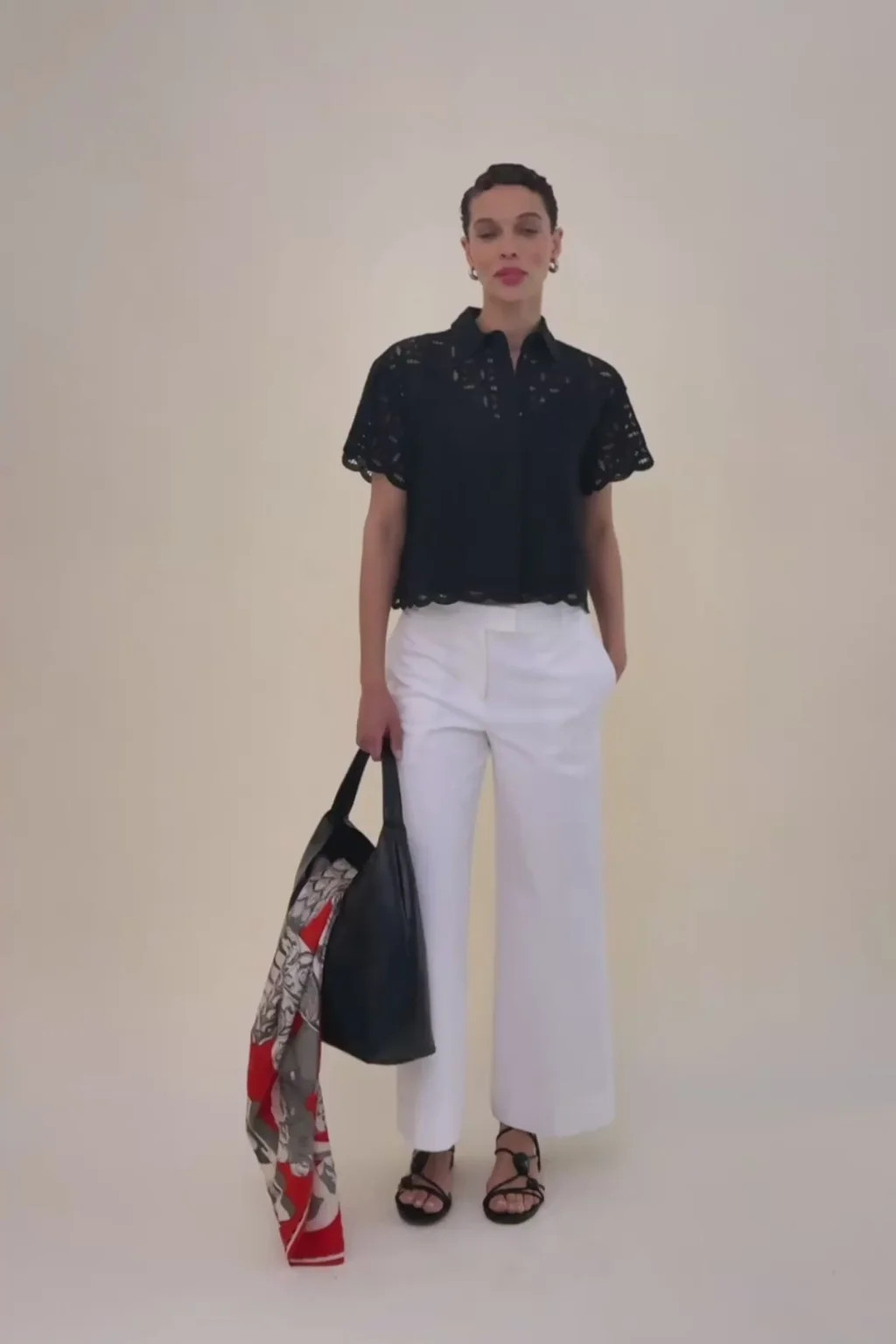 Winnie Aperitivo Top - Circular Eyelet :: Black | MM LaFleur