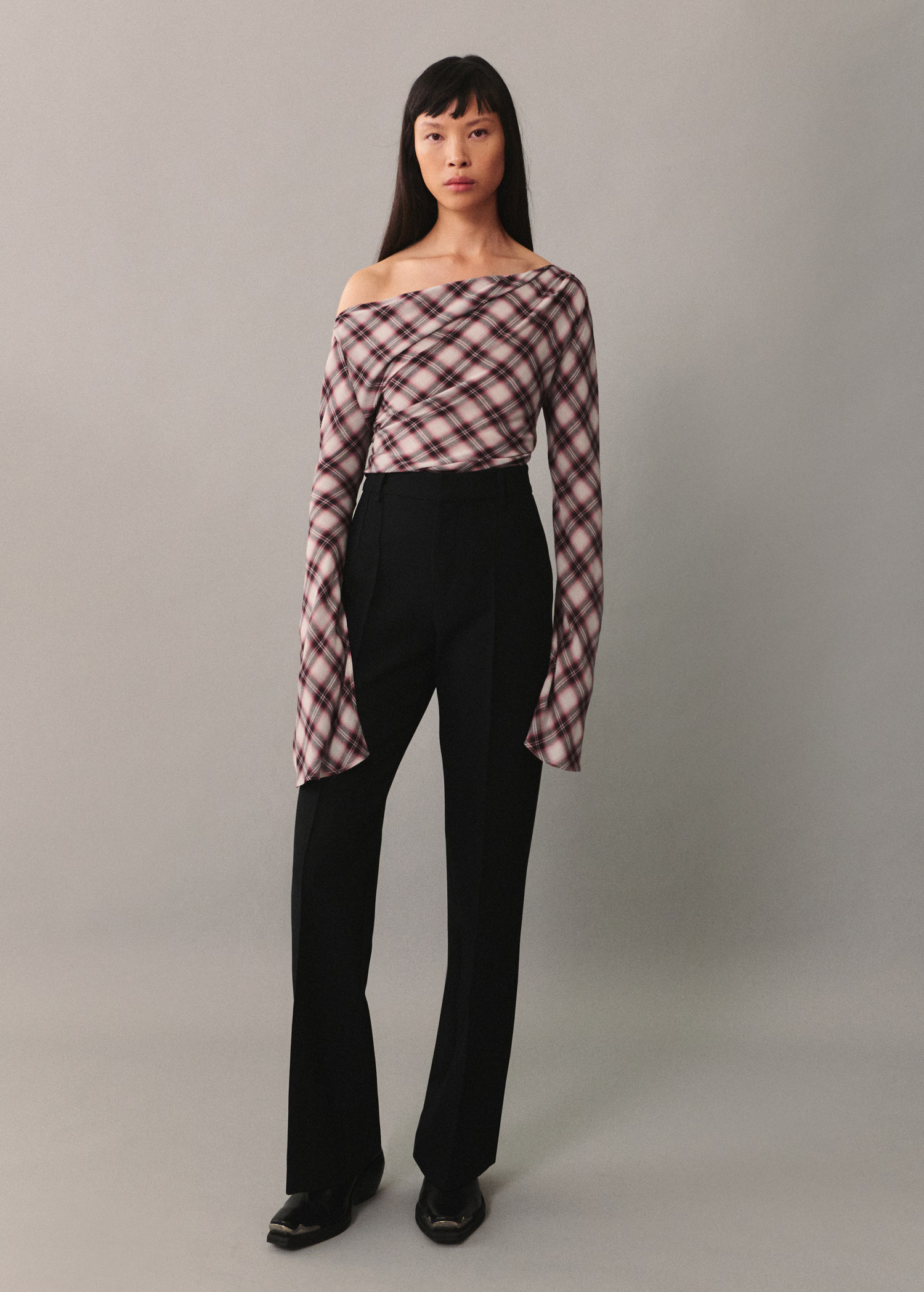 Asymmetric checked blouse | MANGO (US)