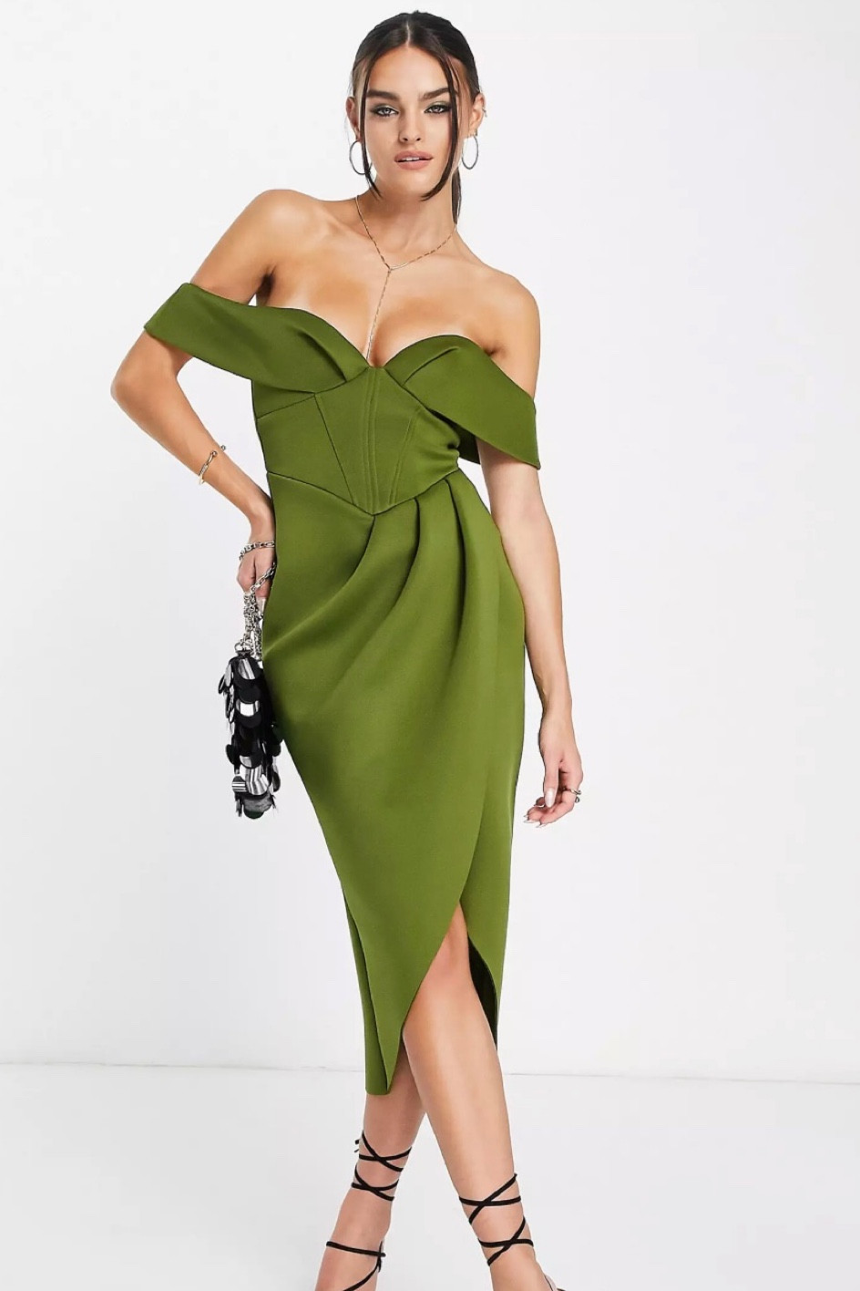 Olive green dress - Autumn - Asos #autumnpalette #autumn #coloranalysis #colorpalette 