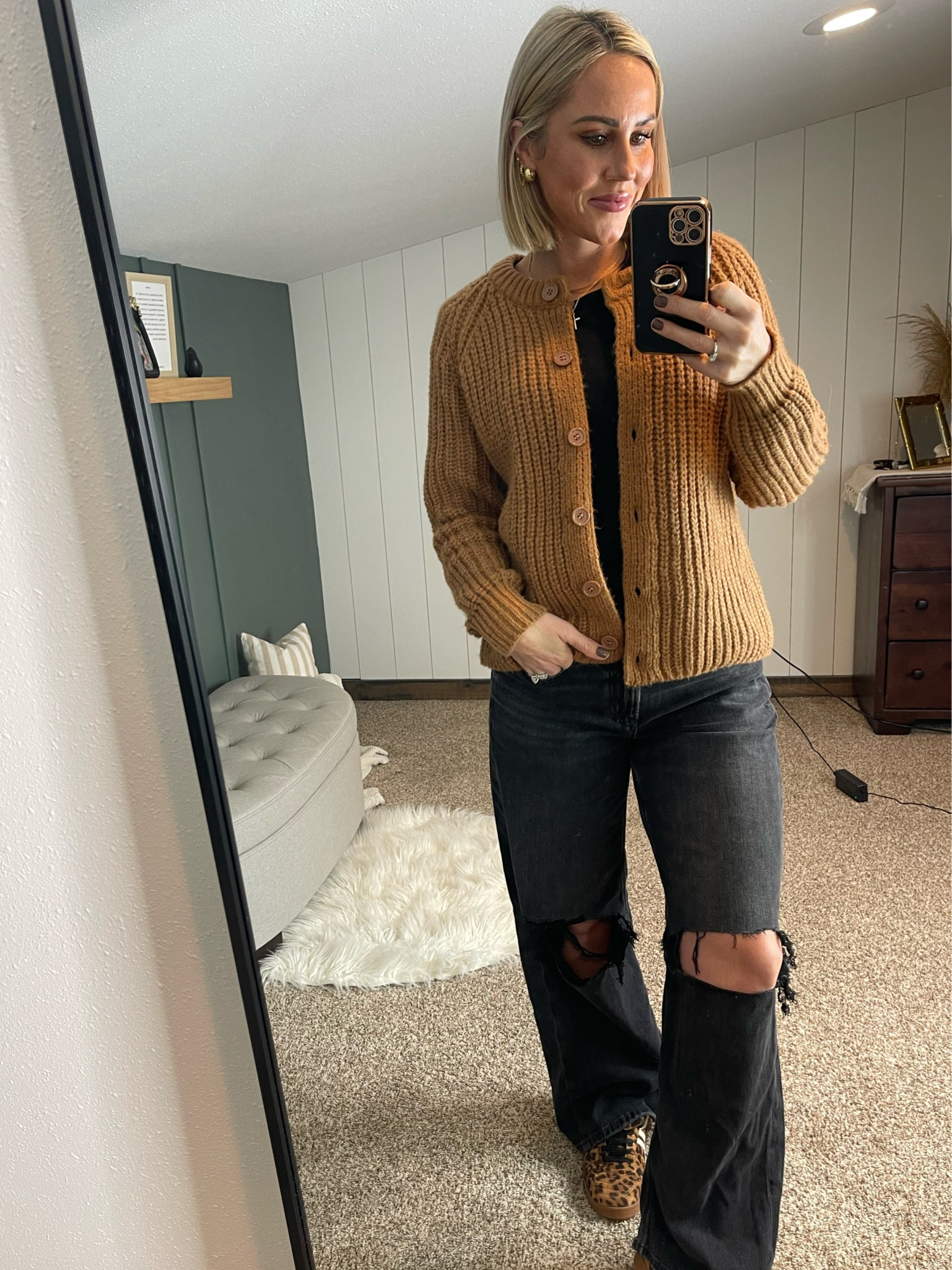 Fall fits. 

#LTKShoeCrush #LTKFindsUnder100 #LTKStyleTip