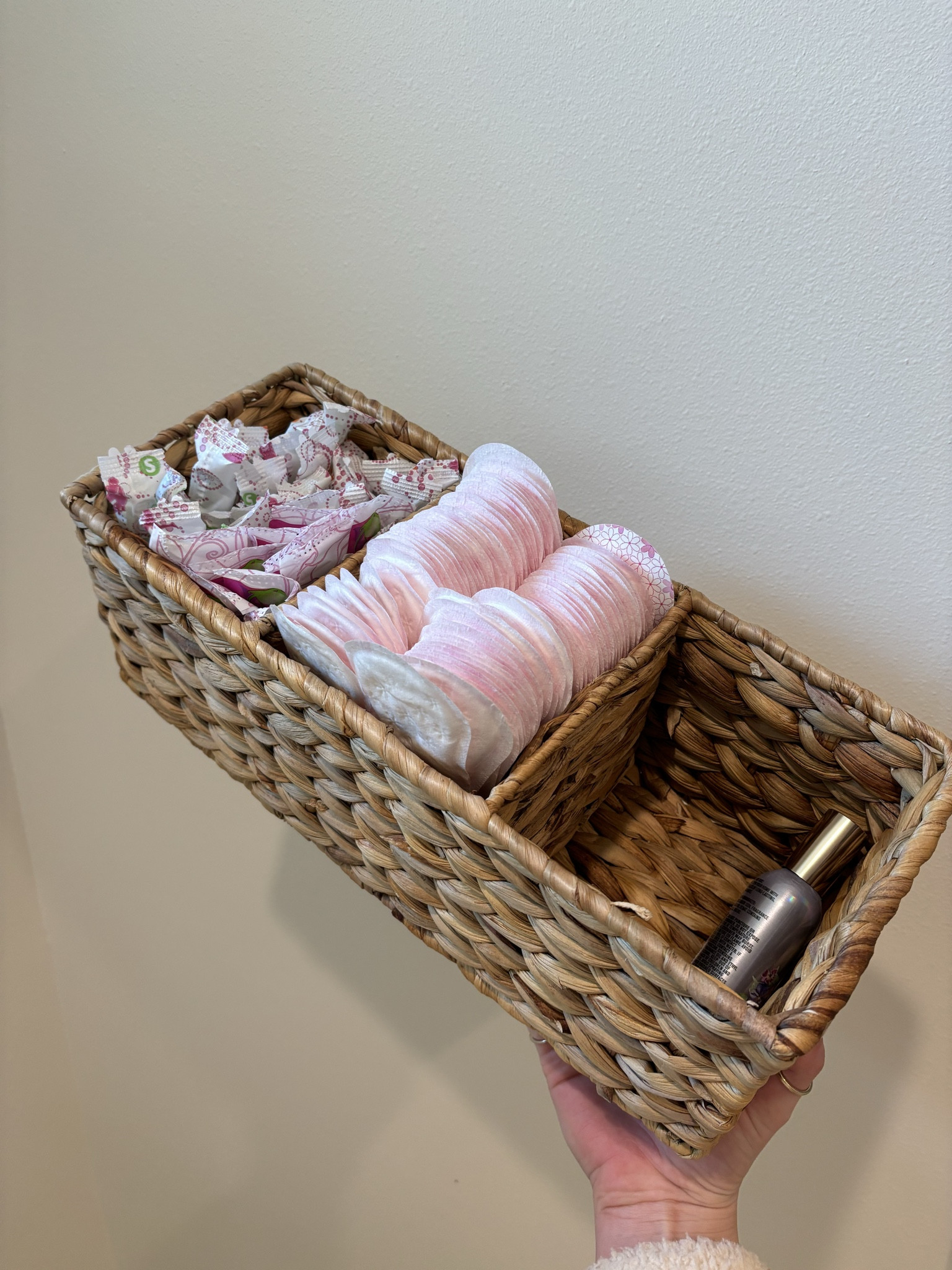 toiletry organizer!! so much cuter than a basic white/plastic bin! love storing my tampons, liners + any other toiletry items in this.

the price is good too!!

#LTKhome #LTKfindsunder50 #LTKSpringSale