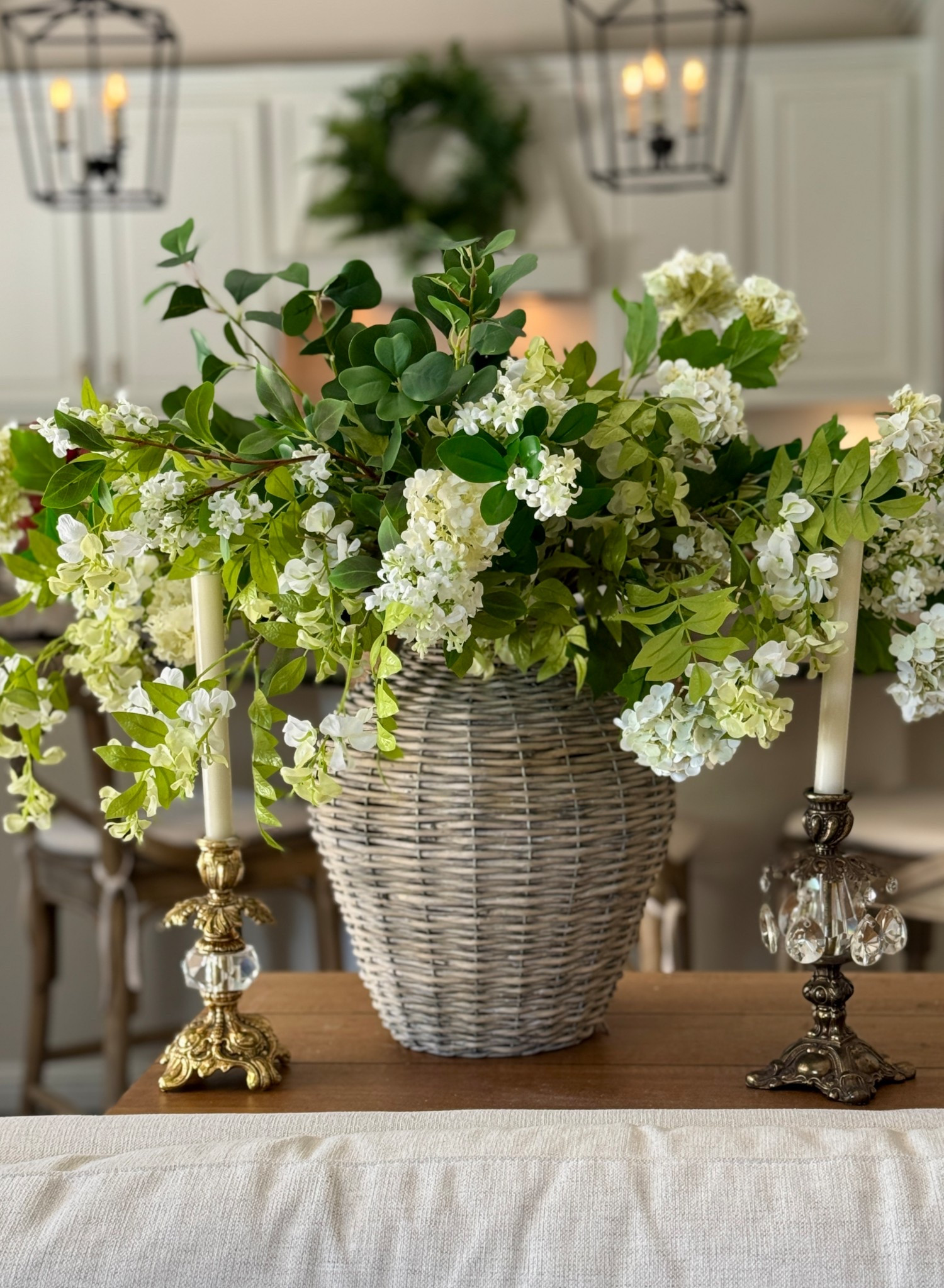 This large woven basket from @mudpiegift  is such a pretty color and holds A TON of stems!! I have at least 20 stems in this and could’ve added many more. 

Here’s a discount code for 15% off this vase: JOYFUL15 at Mud Pie checkout

#wickervase #wovenvase #rattanvase #vase #fauxflowers

#LTKFindsUnder100 #LTKHome