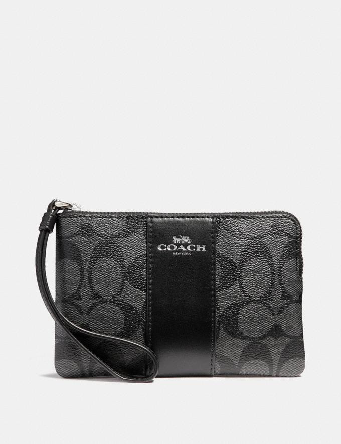 corner zip wristlet in signature canvas | Coach Outlet US
