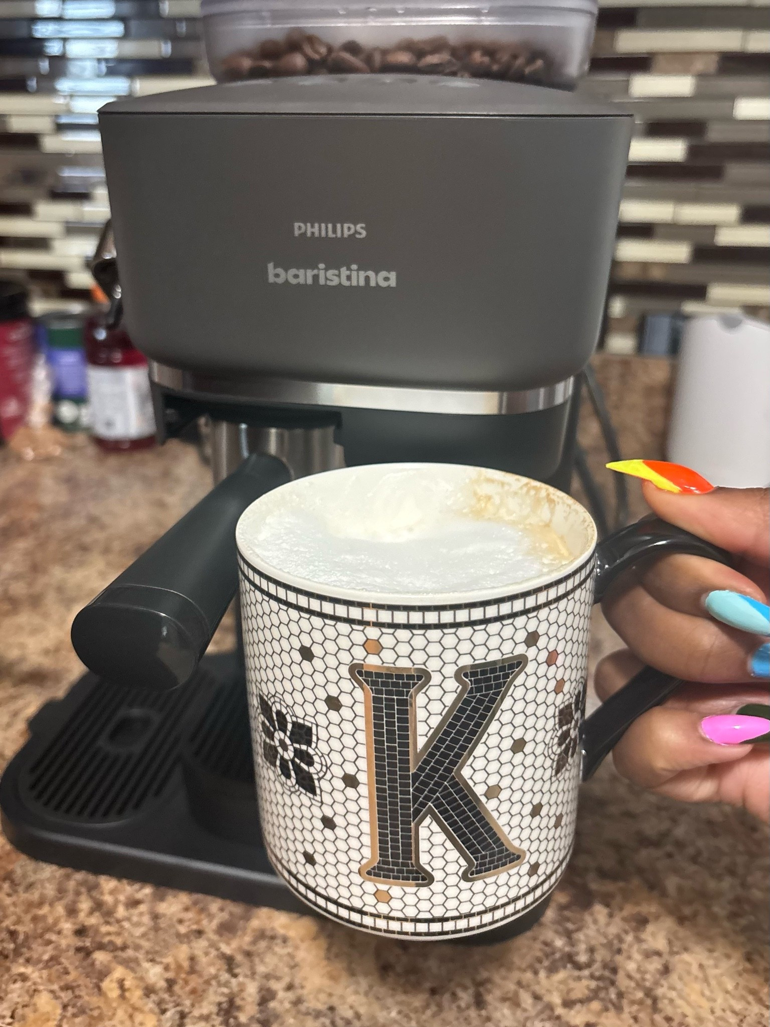 New espresso machine alert 🚨

#LTKHome #LTKmorningroutine