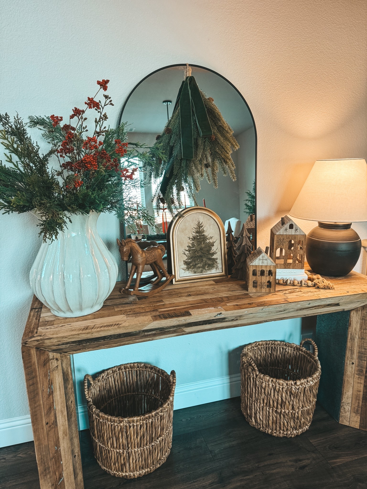 My entryway table decor! 

#LTKSeasonal #LTKHome #LTKHoliday