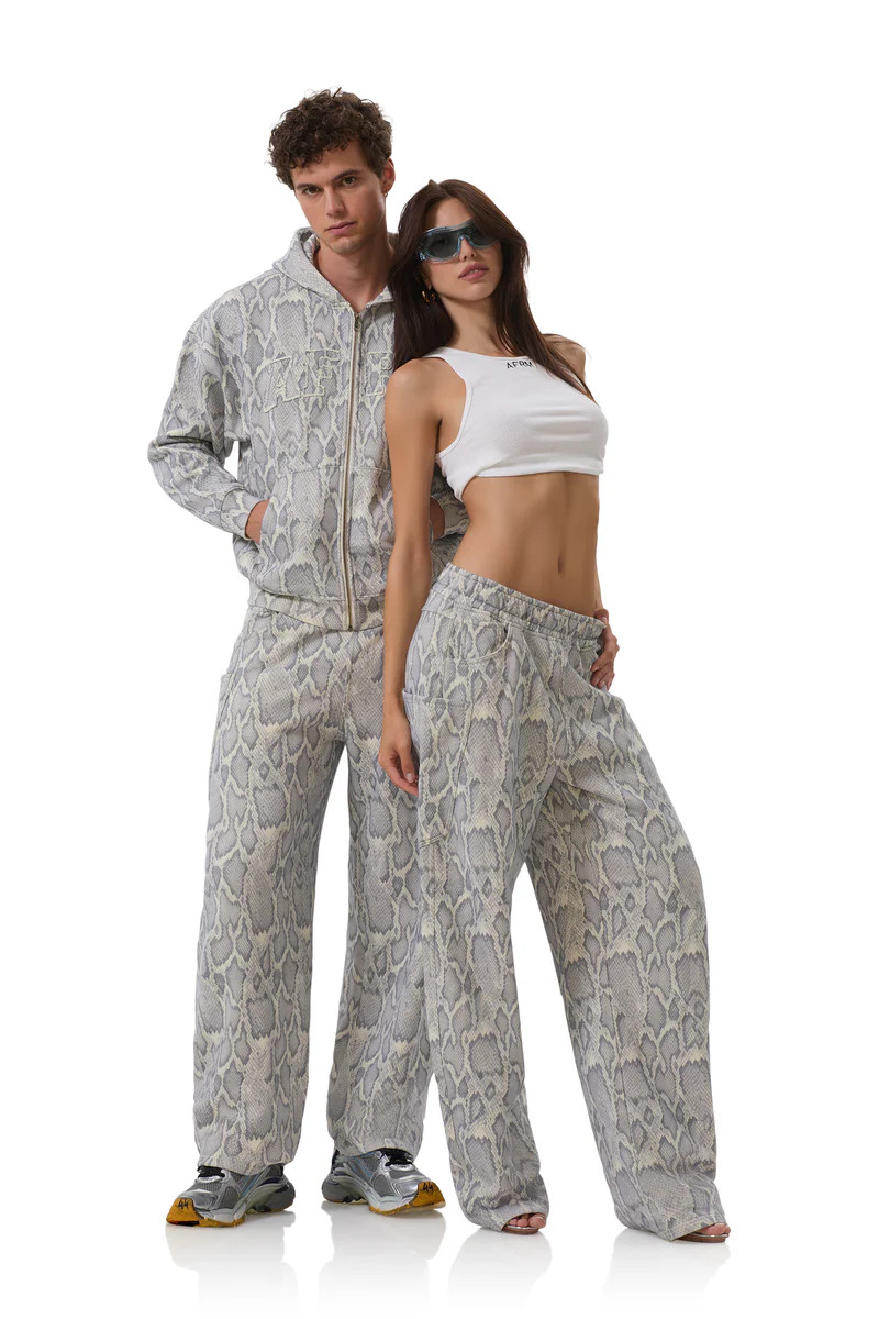 Ryan Barrel Sweatpant - Silver Snake | ShopAFRM