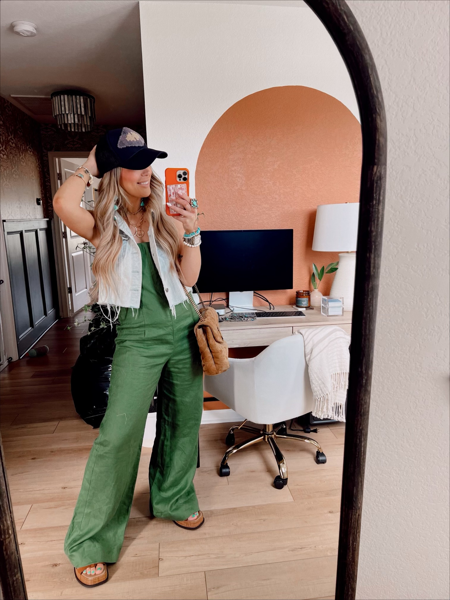 Older jumpsuit but I do own something similar I’ve linked before! So this is an inspired by post 🤍

#LTKFind #LTKshoecrush #LTKstyletip