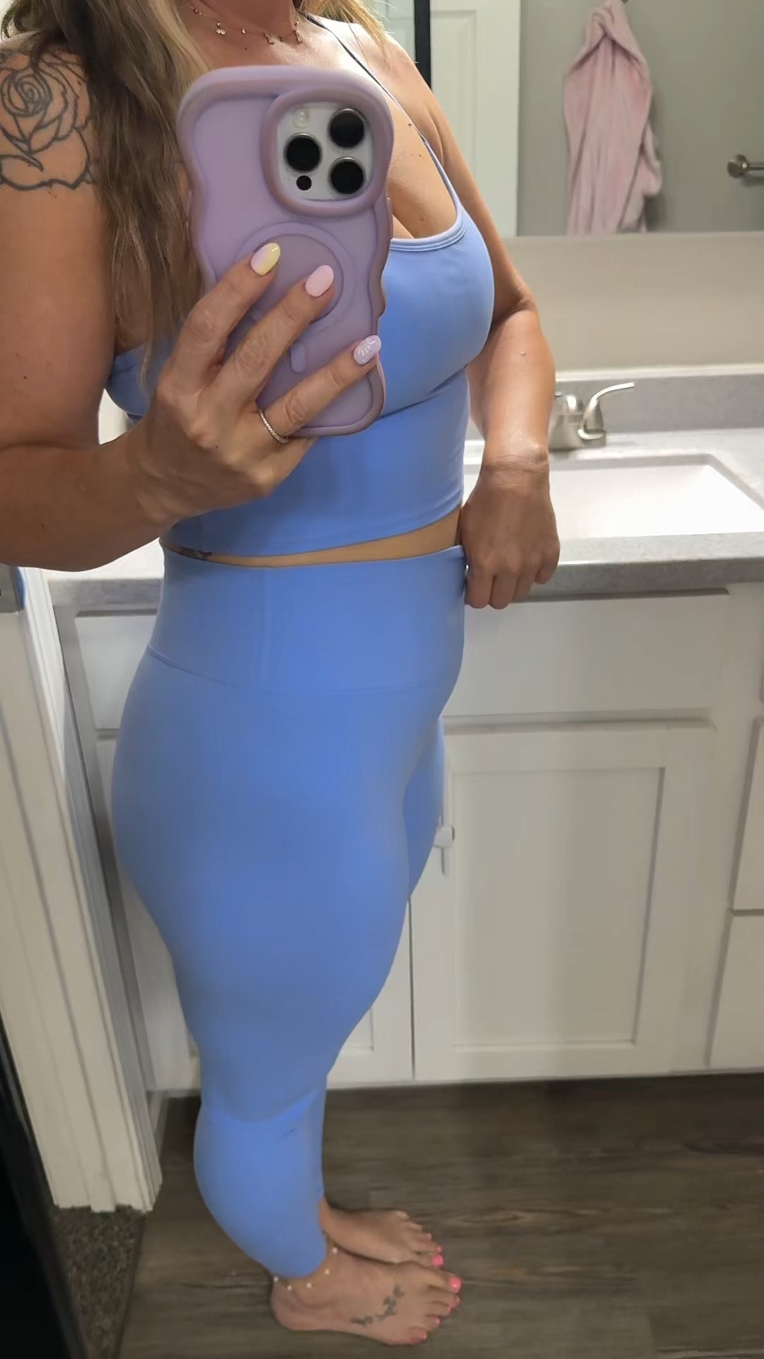 #comfrt #athleisure 

#LTKMidsize #LTKSaleAlert #LTKActive