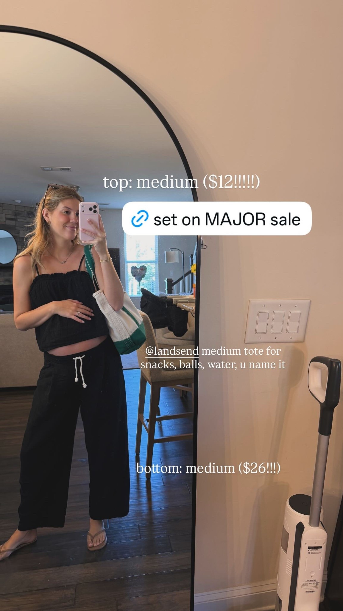 This Old Navy set is on major sale right now!! 
 
top: medium ($12!!!!!) 
bottom: medium ($26!!!) @landsend medium tote for snacks, balls, water, u name it

#LTKmomlife #LTKSeasonal