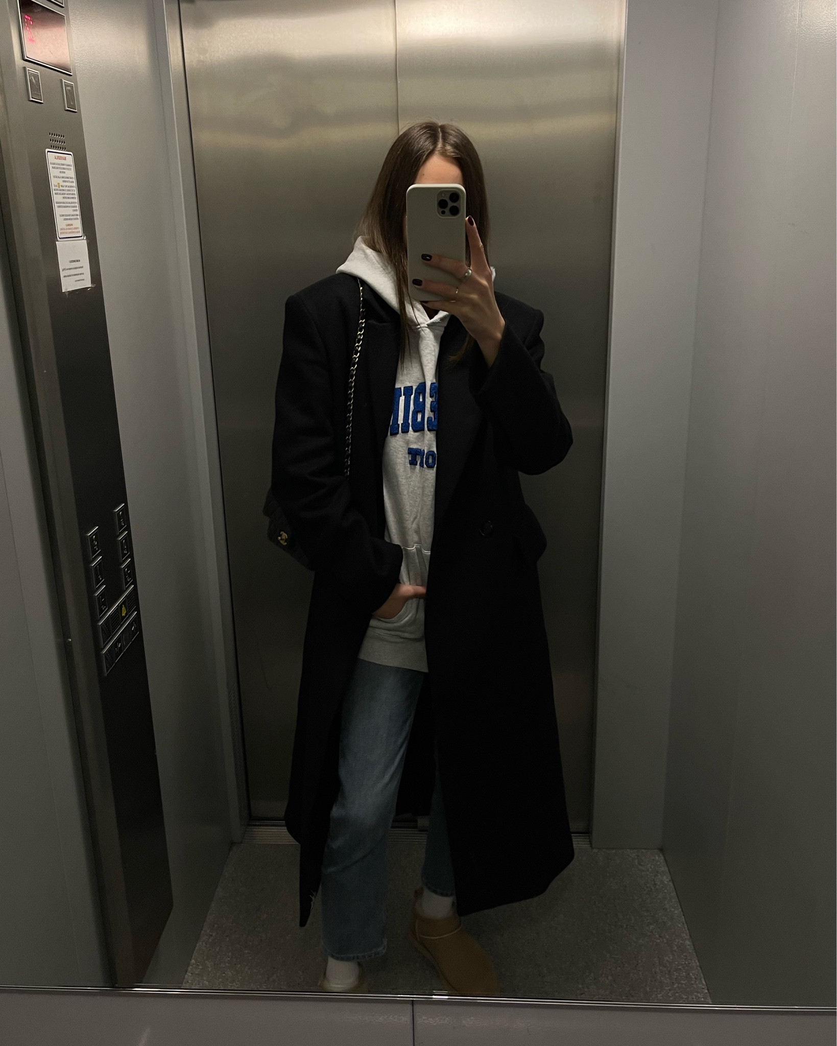 Casual chic 💫  #minimalstyle #sportyspice #statementcoats

#LTKitbag #LTKeurope #LTKstyletip