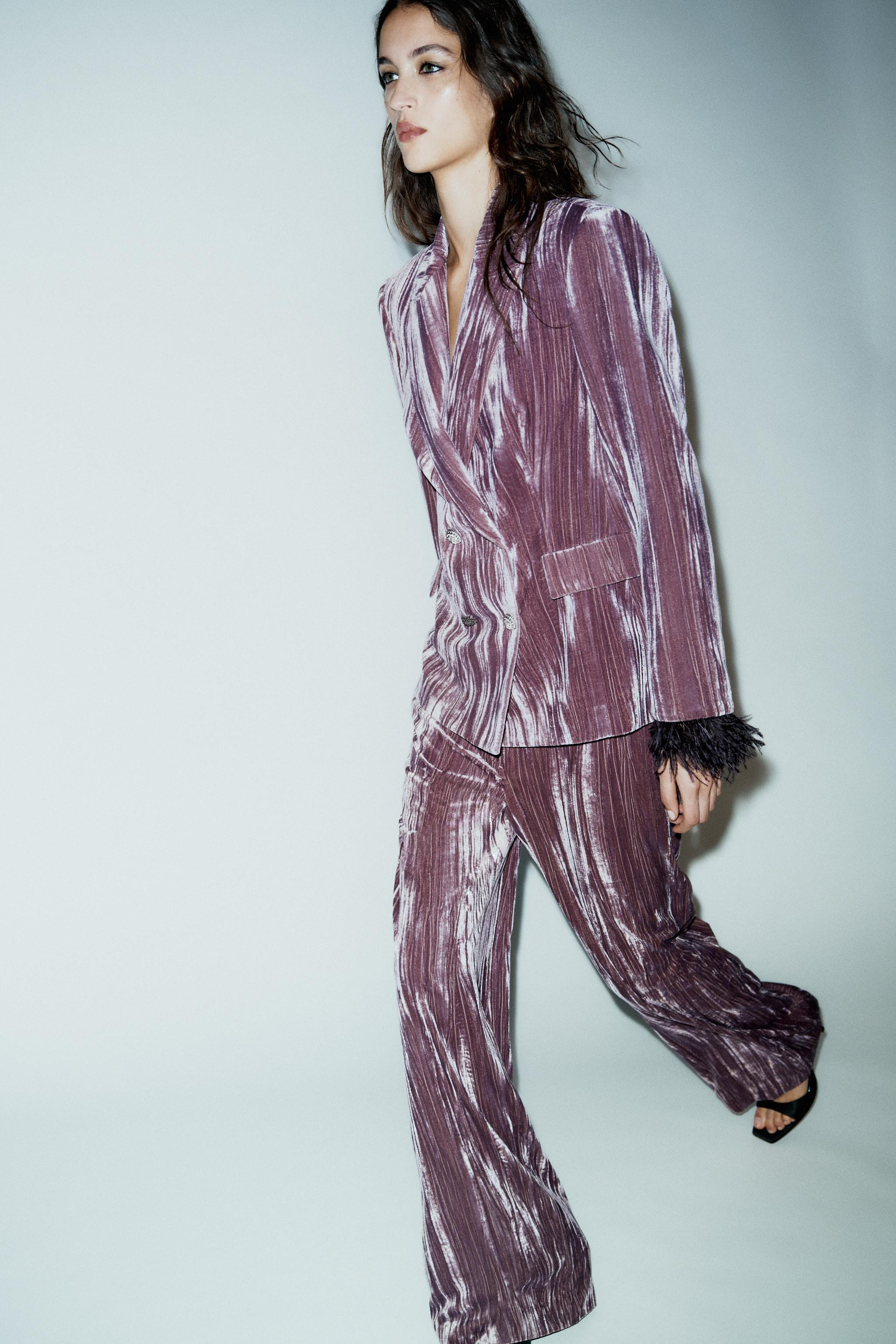 DOUBLE BREASTED VELVET BLAZER WITH FEATHERS | Zara US