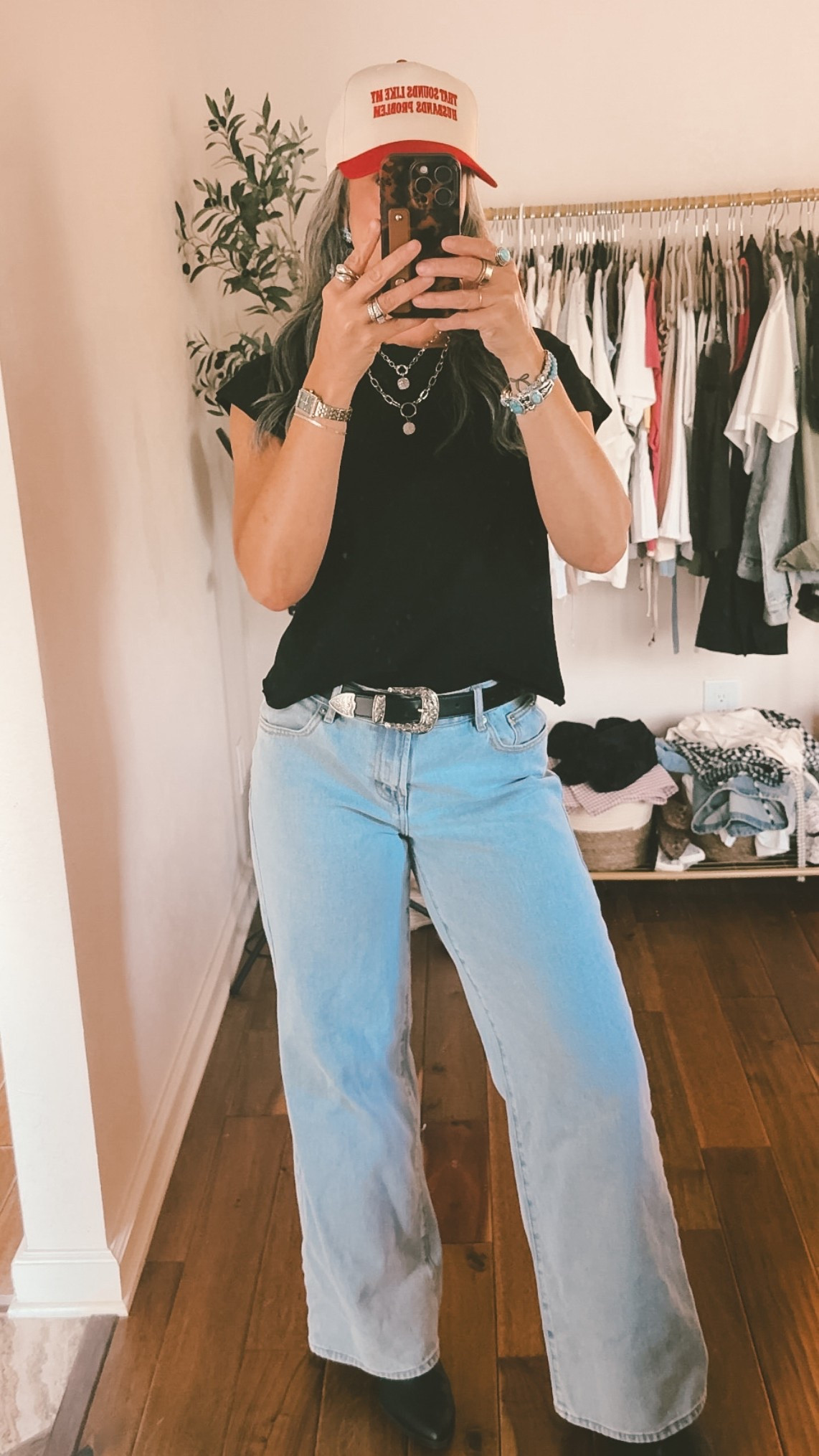 Jeans are Casey low rise from pac sun this is my true size 27 and they are a little loose! I also have a pair in a 26 and love the fit of those too! So it’s personal preference!! #westernstyle #denim #denimlover #pacsun #countryconcert #millennialmoms

#LTKootd #LTKOver40 #LTKSeasonal