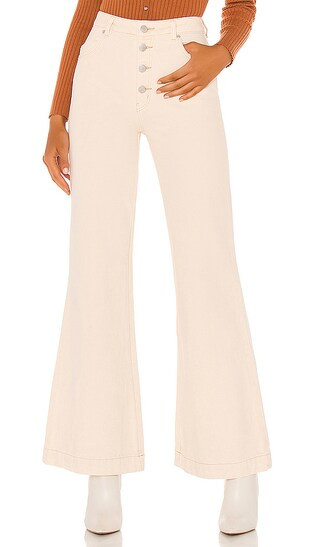 ROLLA'S Eastcoast Flare Jean in Cream. - size 30 (also in 24, 26, 27, 28, 29) | Revolve Clothing (Global)