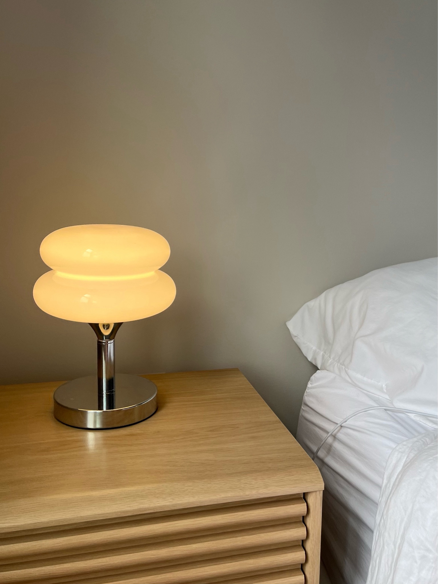 my fav new bedside lamp for a vintage vibe 💡

#LTKfindsunder50 #LTKhome #LTKfindsunder100