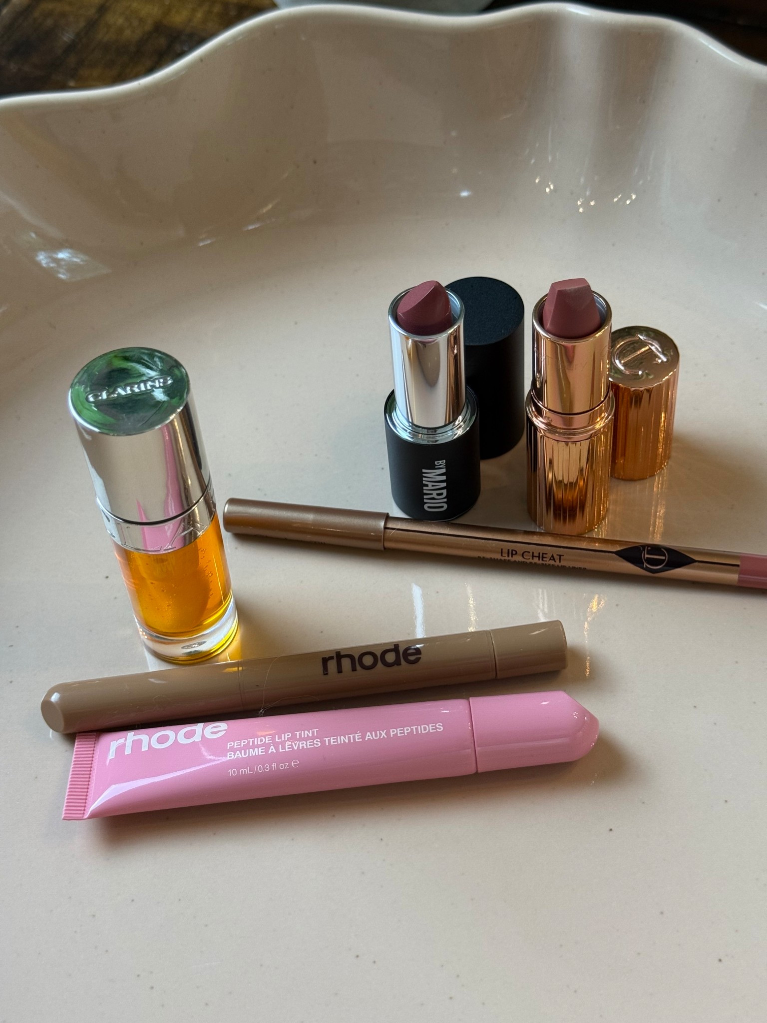 All things lips 👄 

#LTKOver40 #LTKFindsUnder50 #LTKBeauty