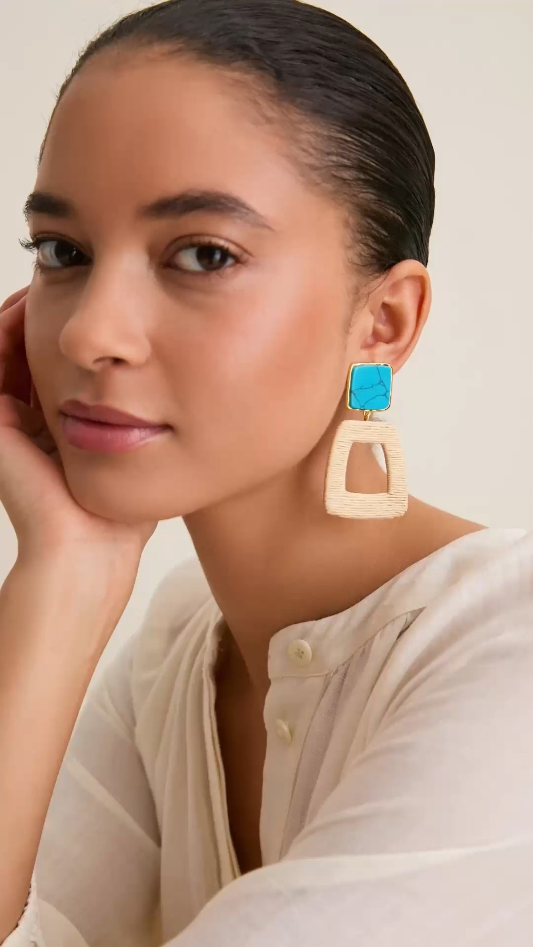 Love fun pops of turquoise, always! 🩵🩵

#LTKMothersDay #LTKgrwm #LTKootd