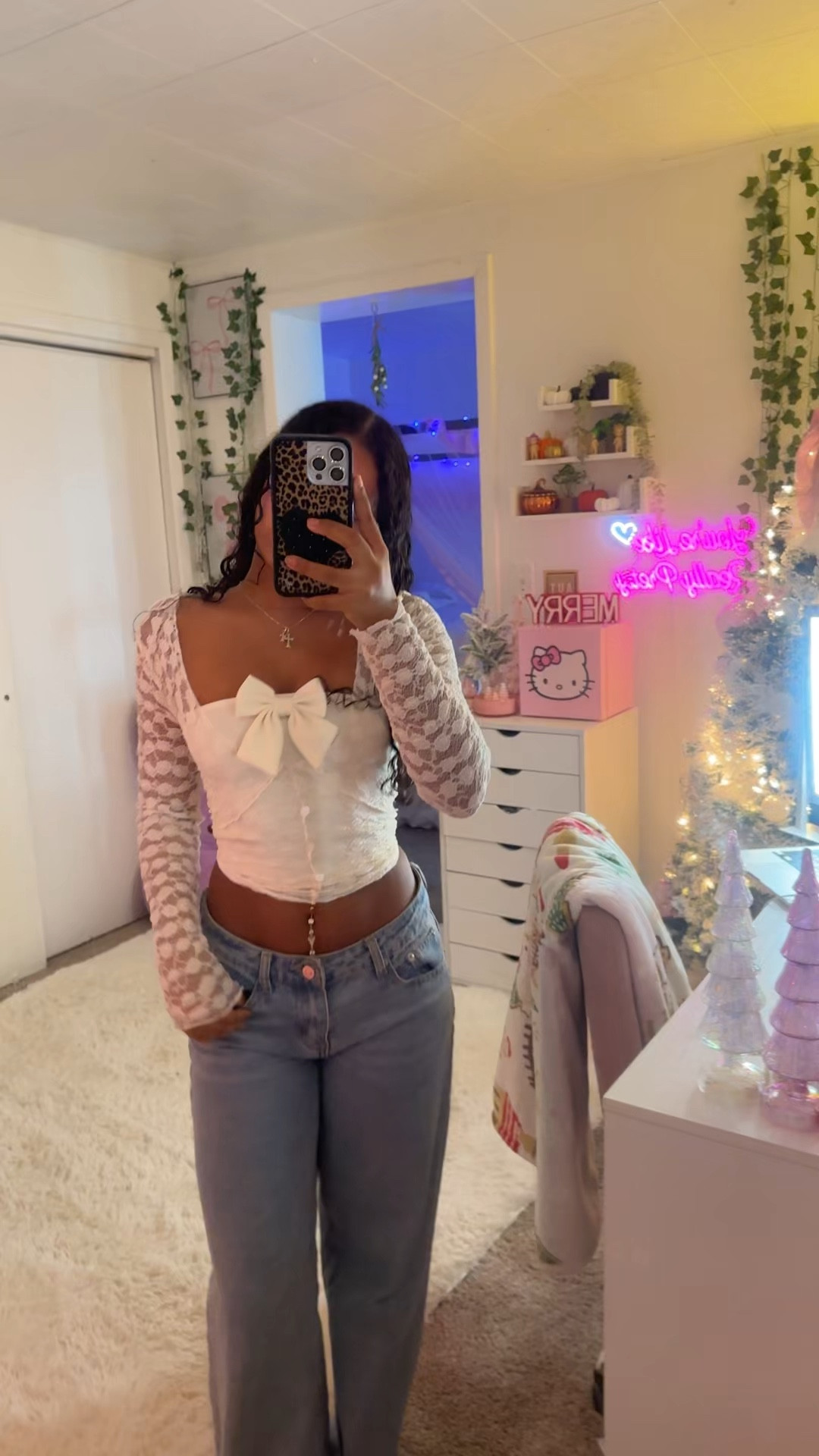 top -xs 
jeans - 23