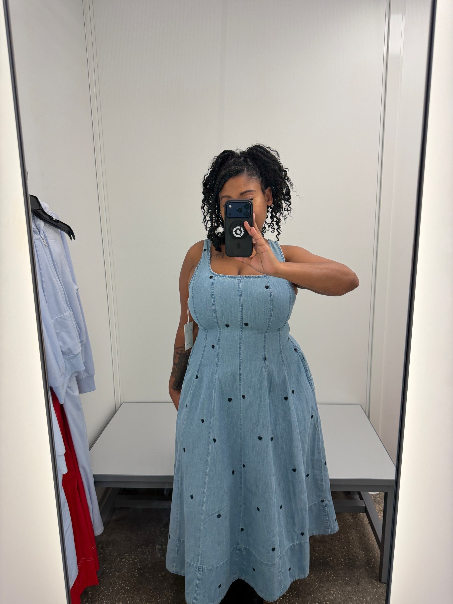 Jean Valentines Day Dress 

#LTKSeasonal #LTKValentine #LTKMidsize