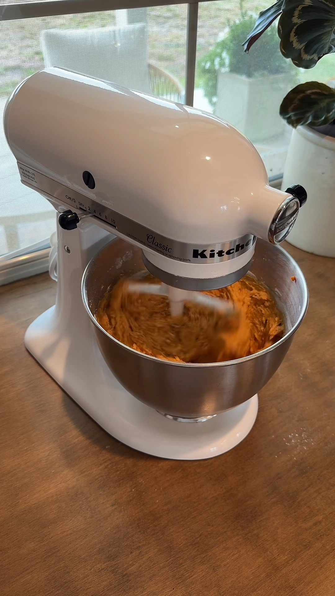Tis that time for pumpkin muffins! My kids have been begging me all week. I don’t bake often so for me the kitchen aid mixer feels like fall 😜 @walmart #walmartpartner #walmartmusthaves

#LTKVideo #LTKHome #LTKSeasonal