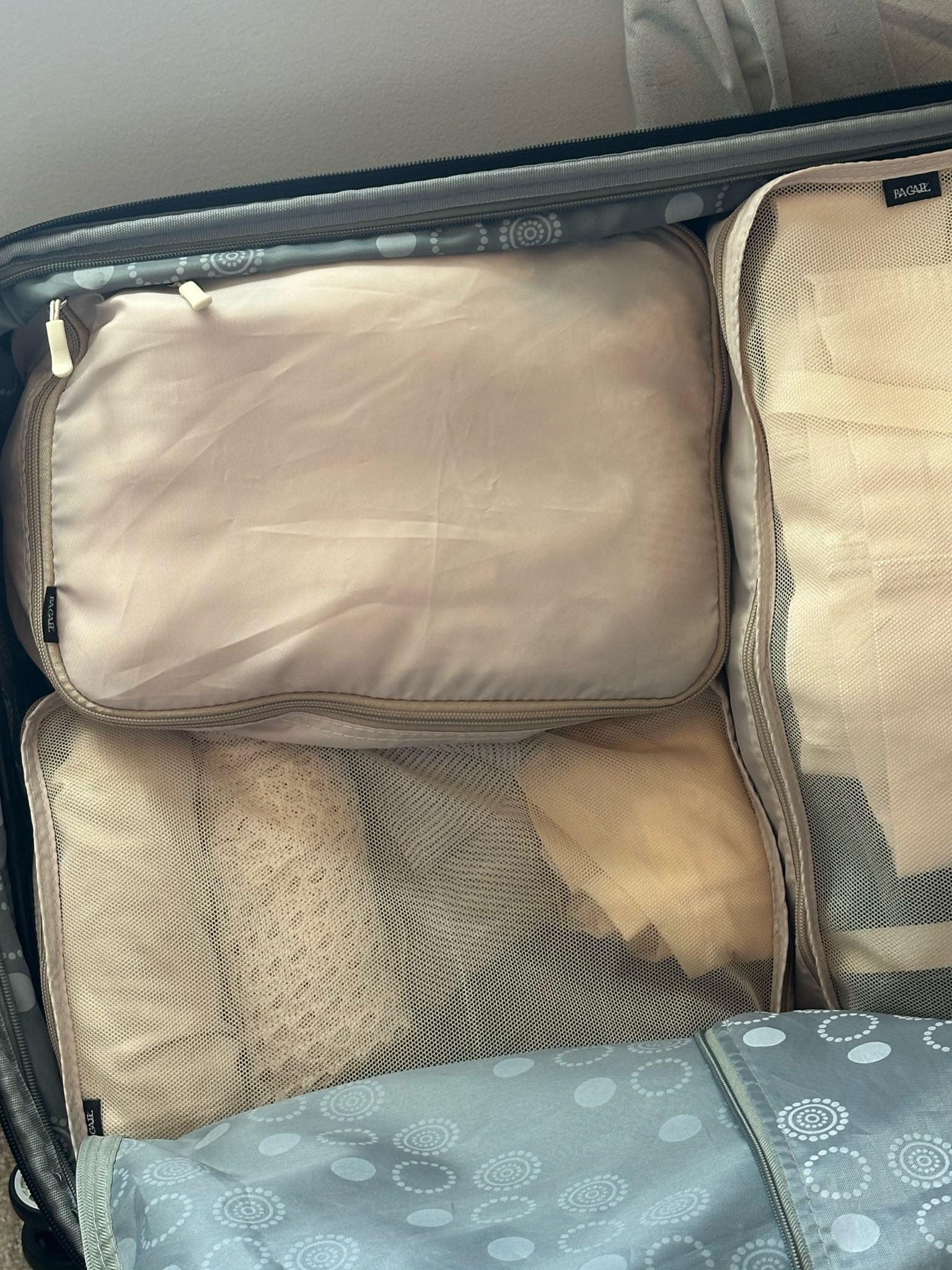 Packing cubes for the win!!

#LTKFindsUnder50 #LTKTravel