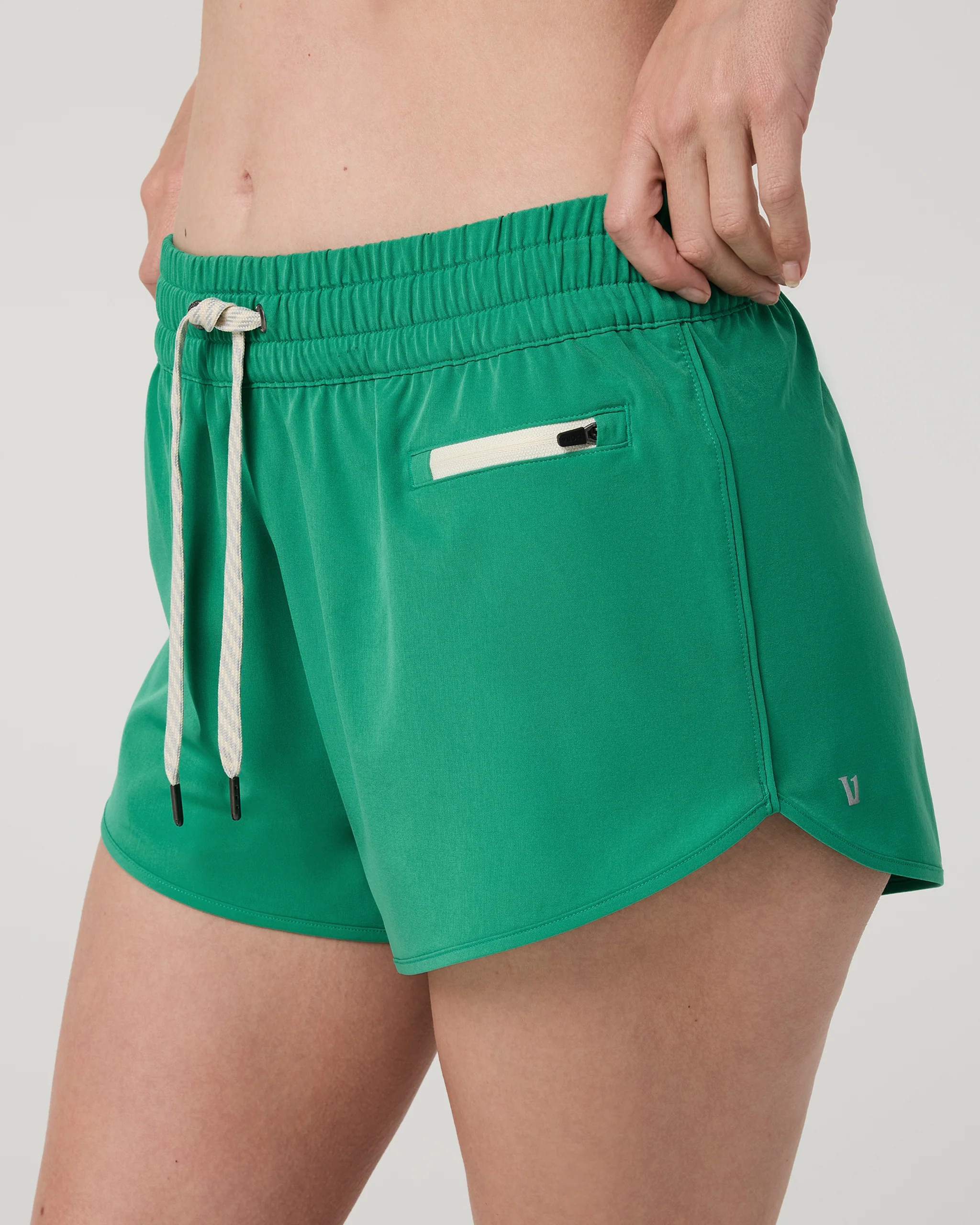 Clementine 2.0 Short 2.5" | Vuori Clothing (US & Canada)