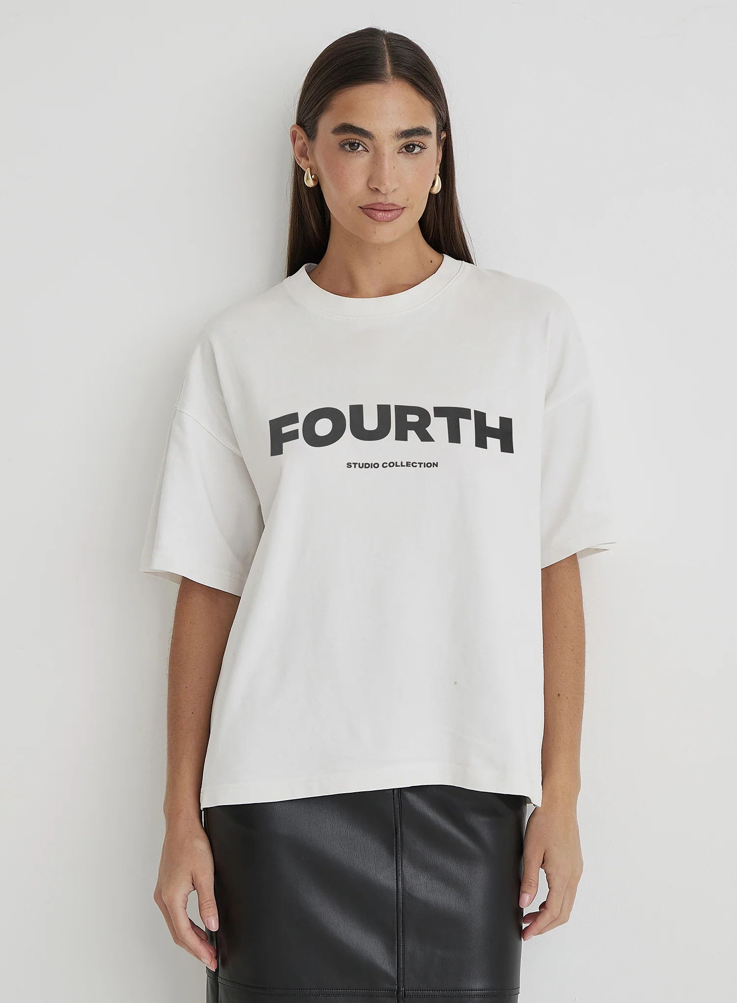 White Fourth Branded Oversized T-Shirt- Hannah | 4th & Reckless