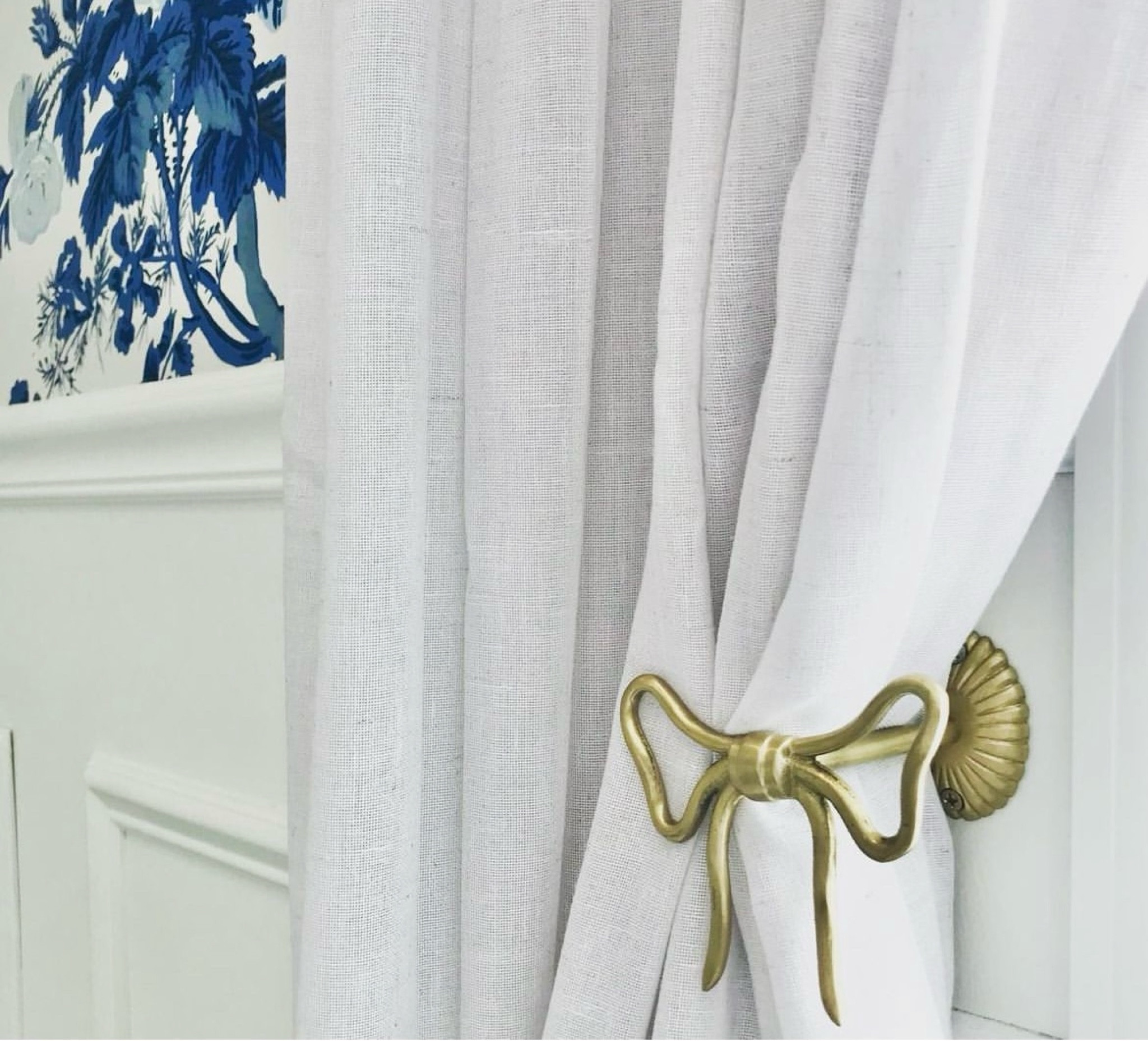 It’s all in the details. I can never resist a bow.

#LTKfindsunder100 #LTKstyletip #LTKhome