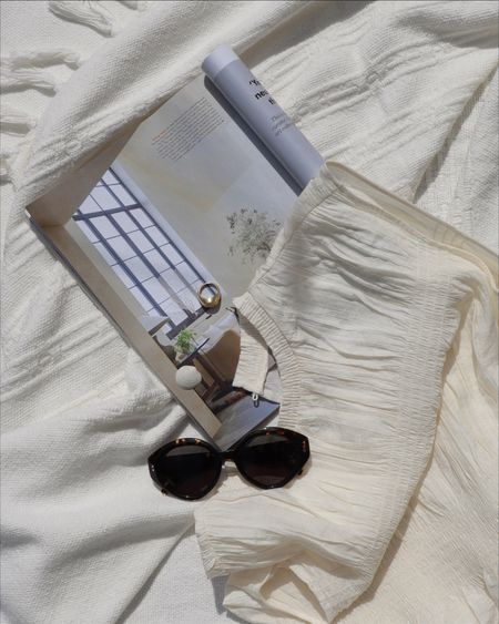 Ted Baker Sunglasses, perfect for the sunny week ahead 〰️

summer, sunglasses, sunnies, designer, sun, minimal, chic, glasses, holiday, vacation, greece holiday, european travel

#LTKtravel #LTKSeasonal #LTKunder100
