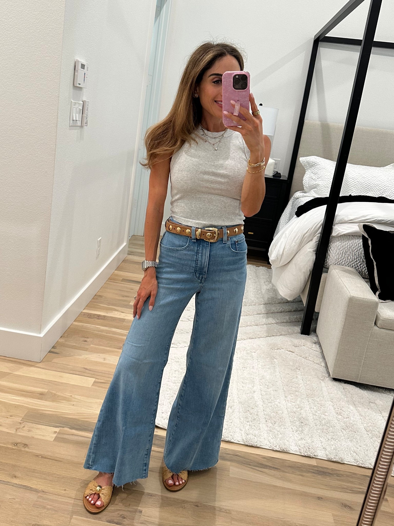 Petite friendly jeans - wearing smallest size love the raw hem 

#LTKPetite #LTKSpringSale #LTKootd