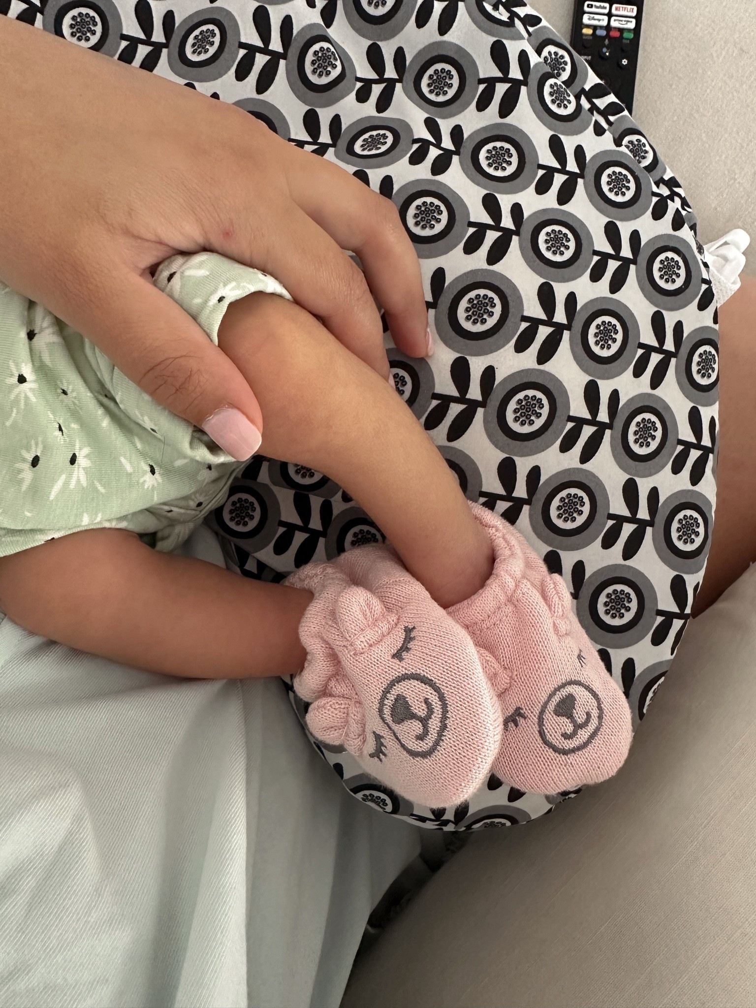 I love these little bear footies and they actually stay on her feet 🐻

#LTKmomlife #LTKBaby