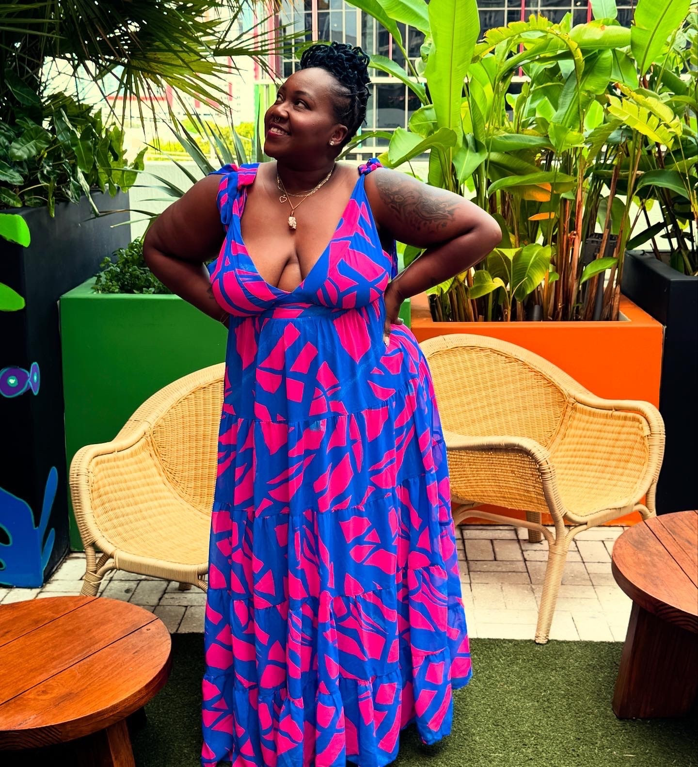 Ok Winter, I’m ready for summer! 
Serving curves, color, and confidence all in one look 💙💗
This print is giving tropical goddess energy.
Shop dresses on my LTK!

#LTKootd #LTKPlusSize #LTKTravel