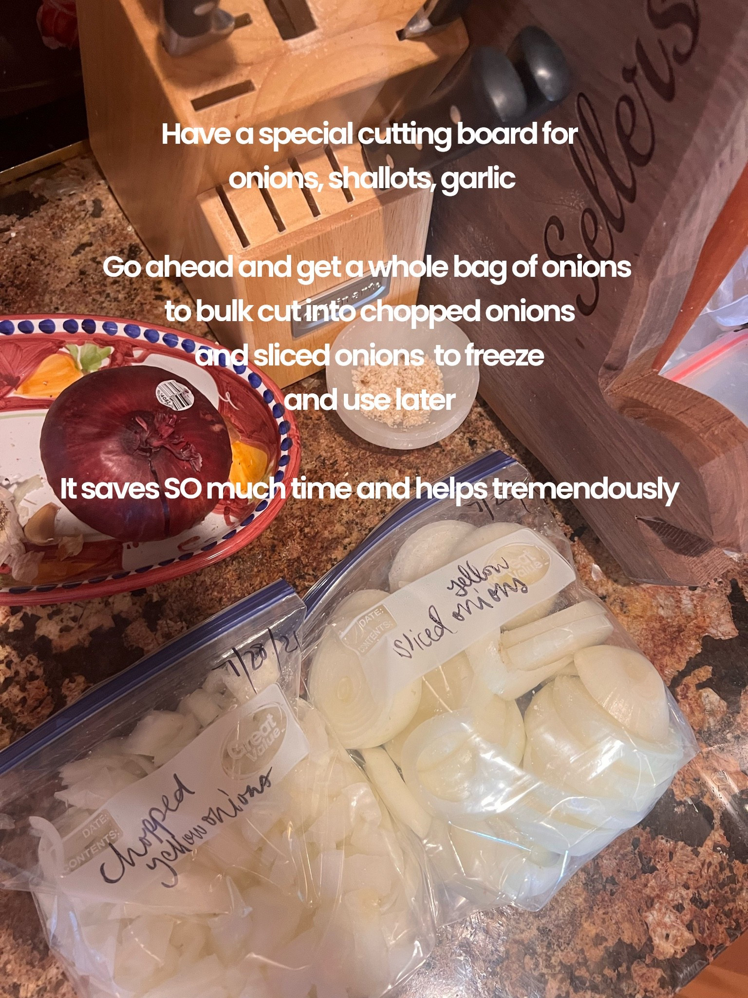 Have a special cutting board for onions, shallots, and garlic😊🧅🧄🔪 #foodprep #bulkprep

#LTKdayinmylife #LTKfoodie #LTKHome