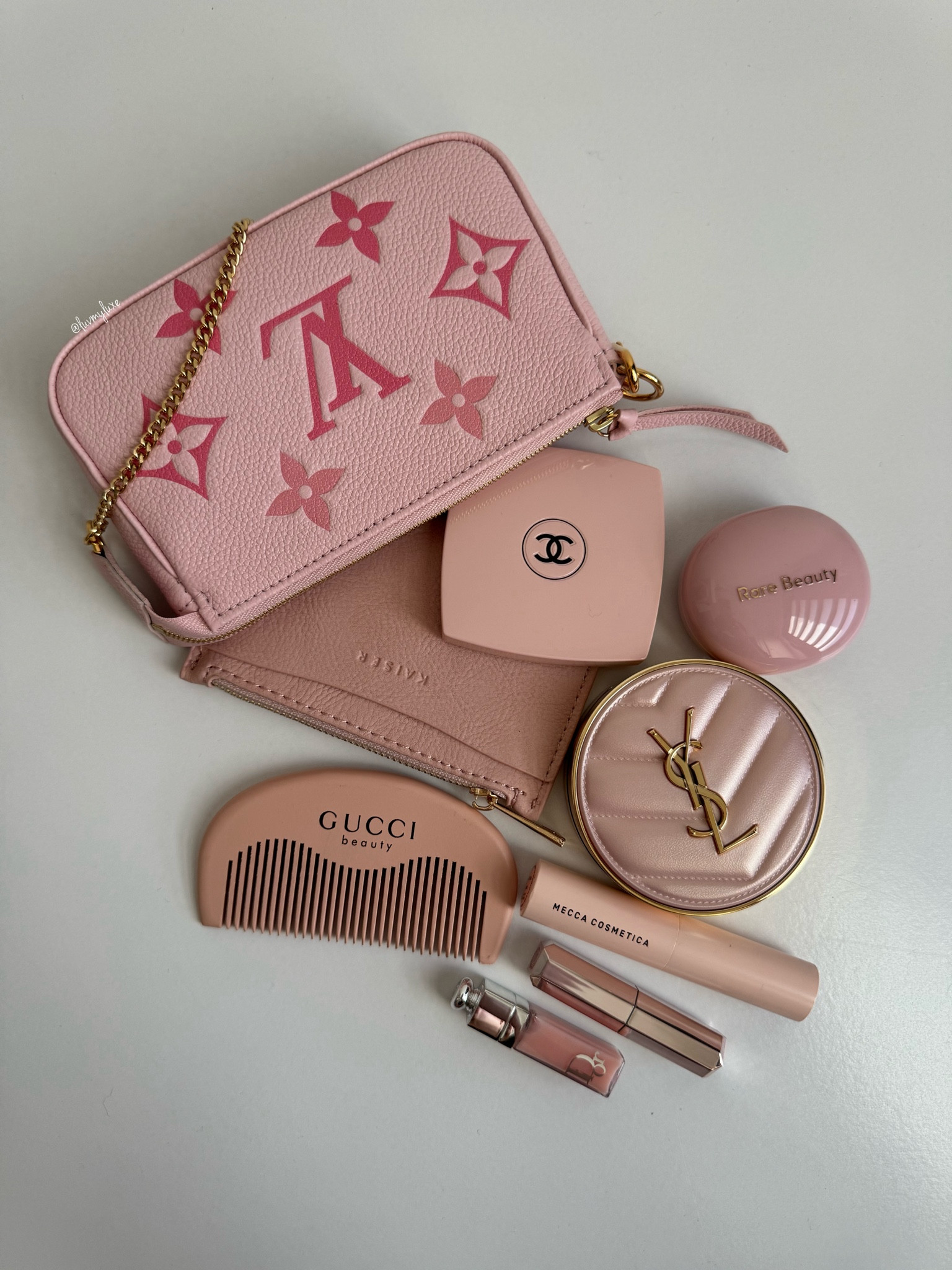 LV By the Pool Mini Pochette 🩷 an absolutely gorgeous piece 

#LTKitbag #LTKbeauty