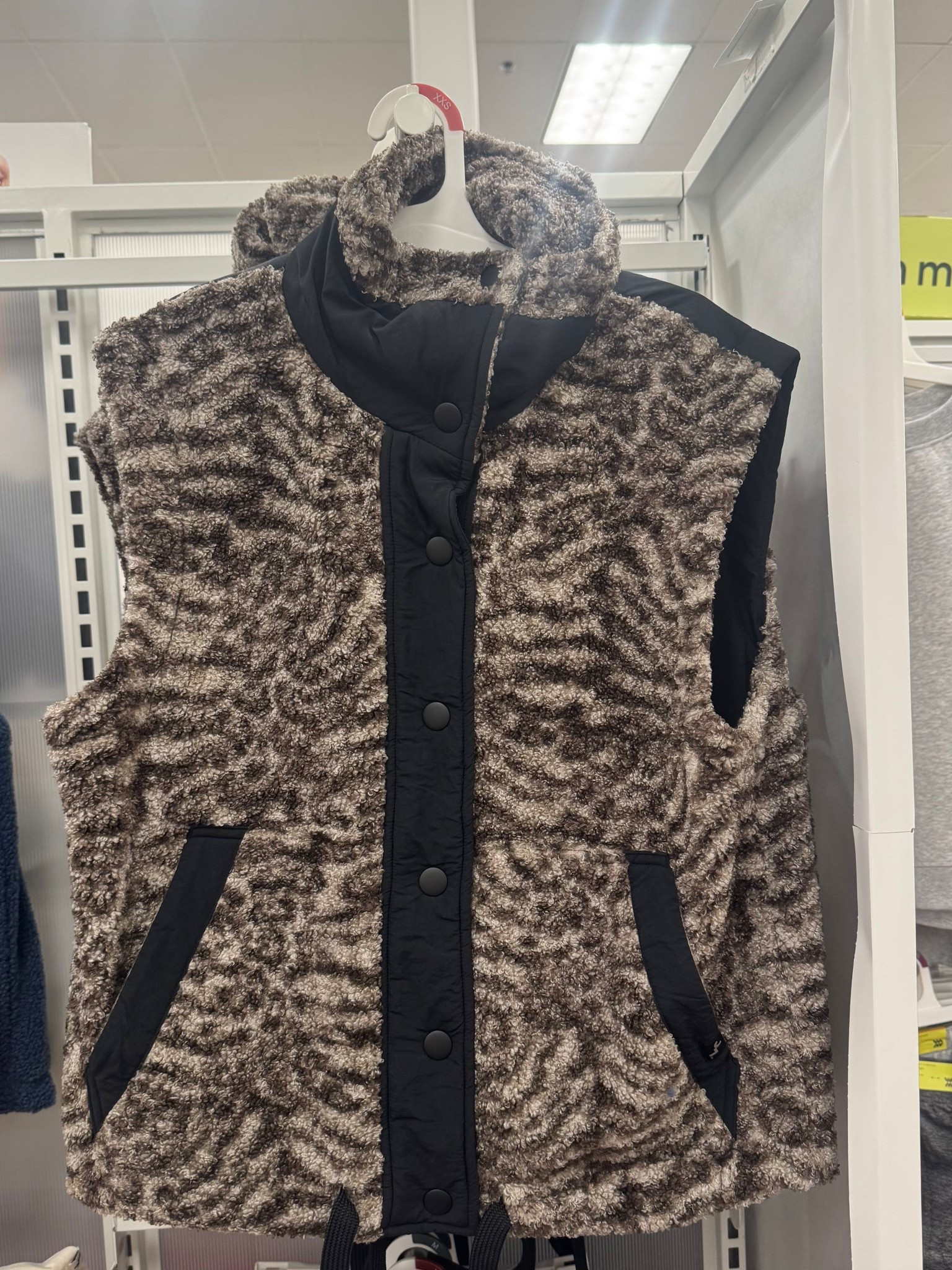 The cutest vest for fall morning walks! #targetfinds #joylab 

#LTKSeasonal