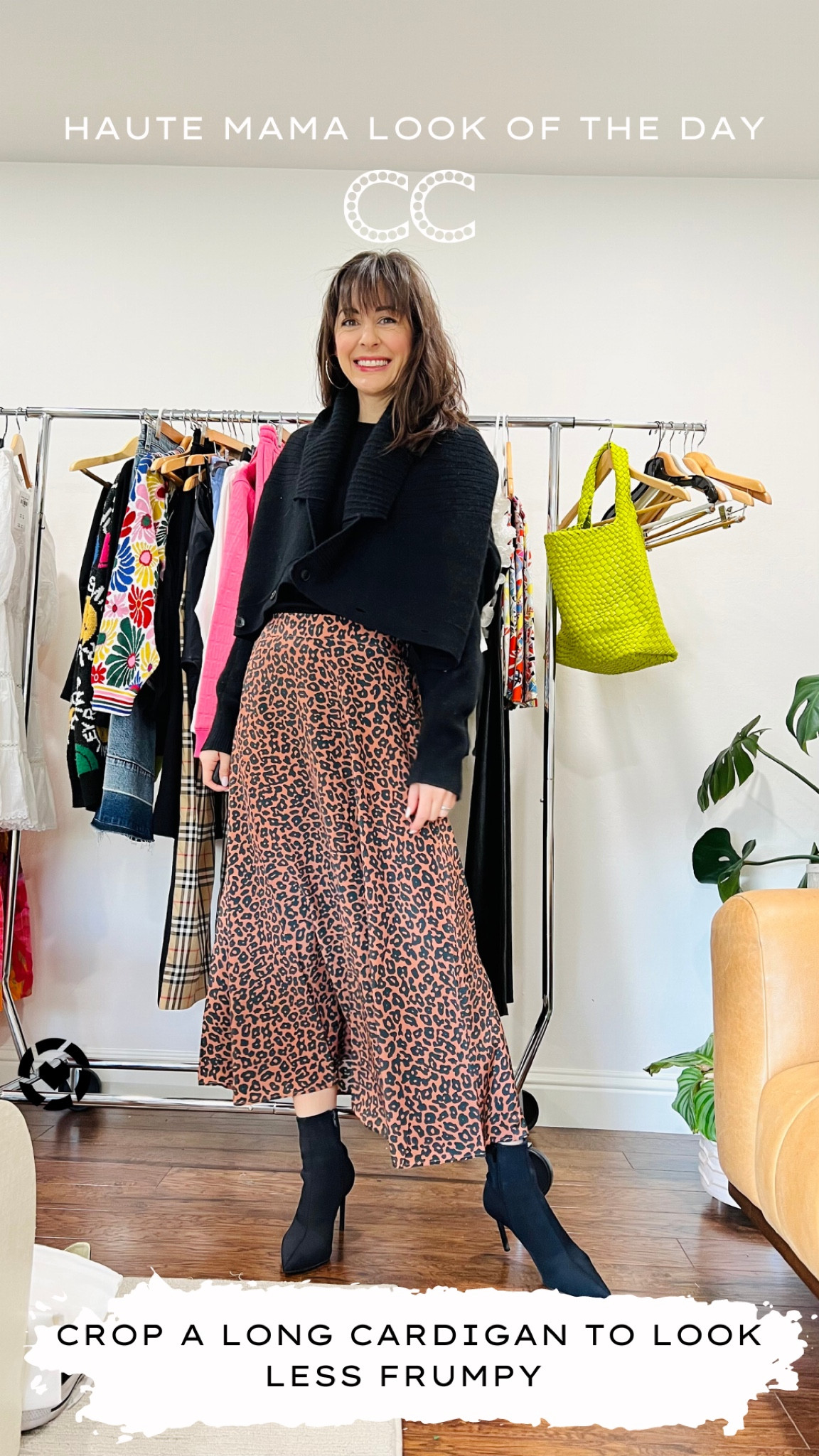 HOW TO CROP YOUR LONG CARDIGAN

My #hautemamalookoftheday is this top and washable silk skirt from @amourvert (wearing and xs in both) 

My #style tip will help you avoid looking from being in a long skirt like this. When you want to wear a cozy cardigan try a shorter style or crop the long one like I did. Adding a heel helps to anything to get a little separation between you and the ground.

Follow for more tips and style hacks

#LTKstyletip